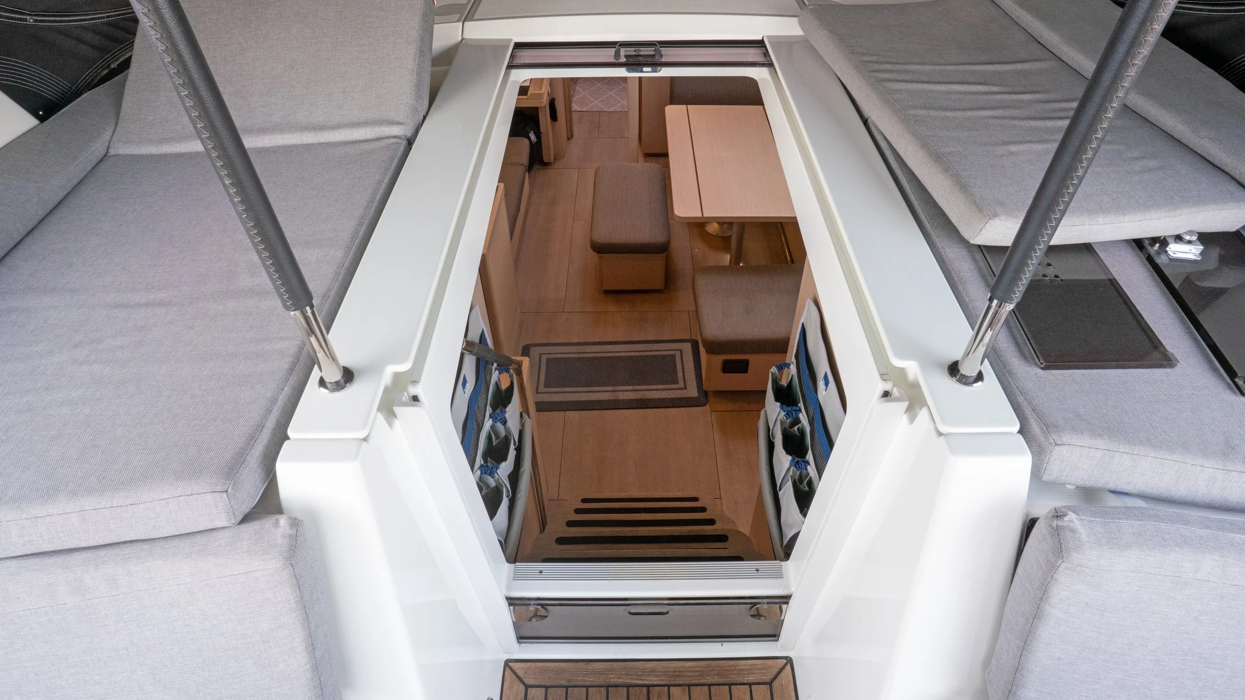 RBY Tom Beneteau 46 companionway.jpg