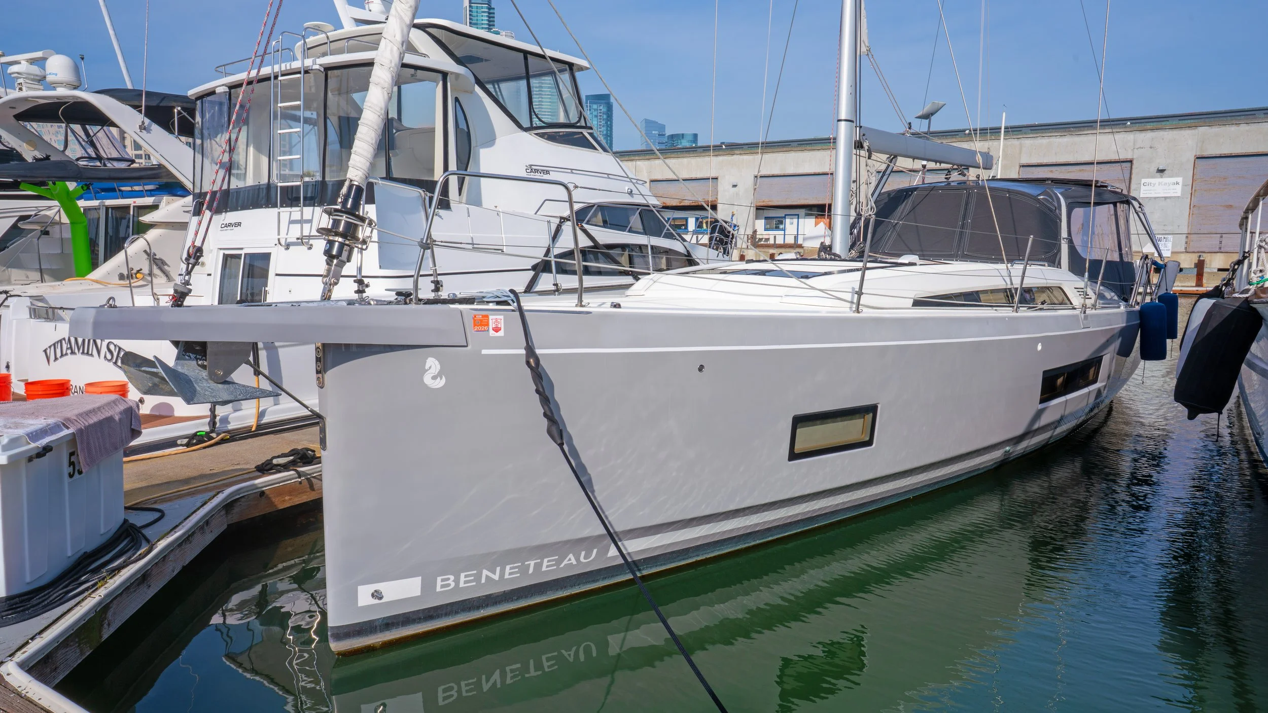 2 RBY Tom Beneteau 46 Port from bow.jpg