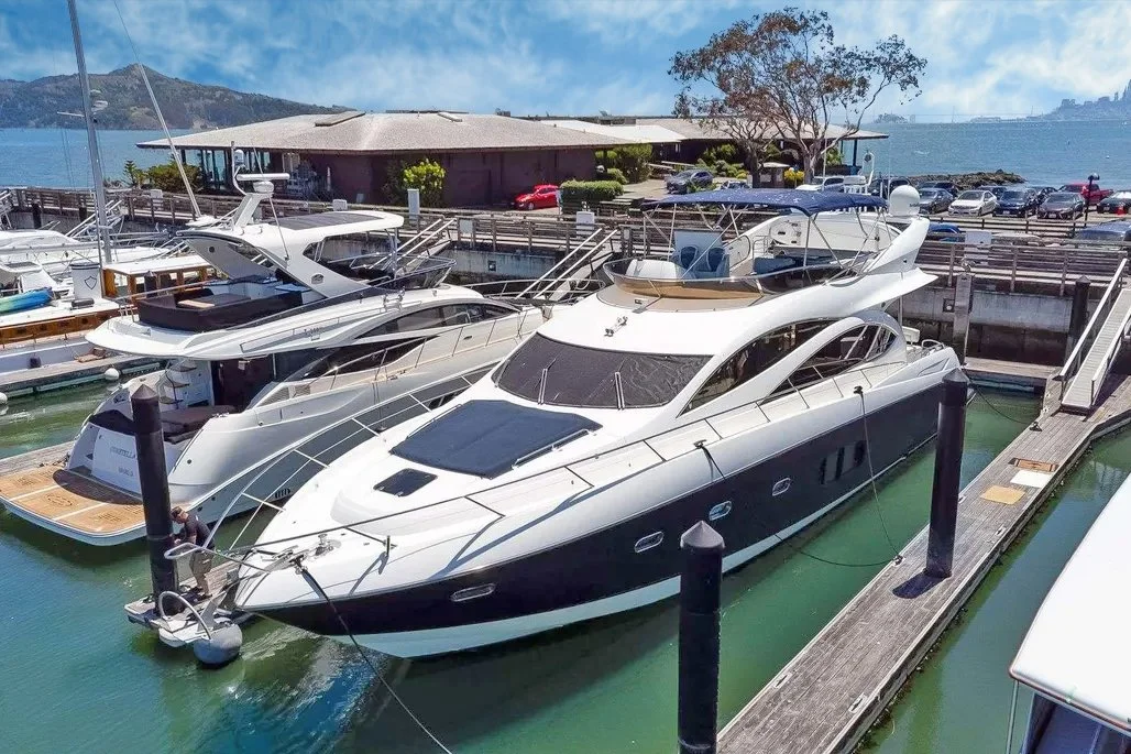 YLC 2009 Sunseeker Manhattan 70 Main2.jpg