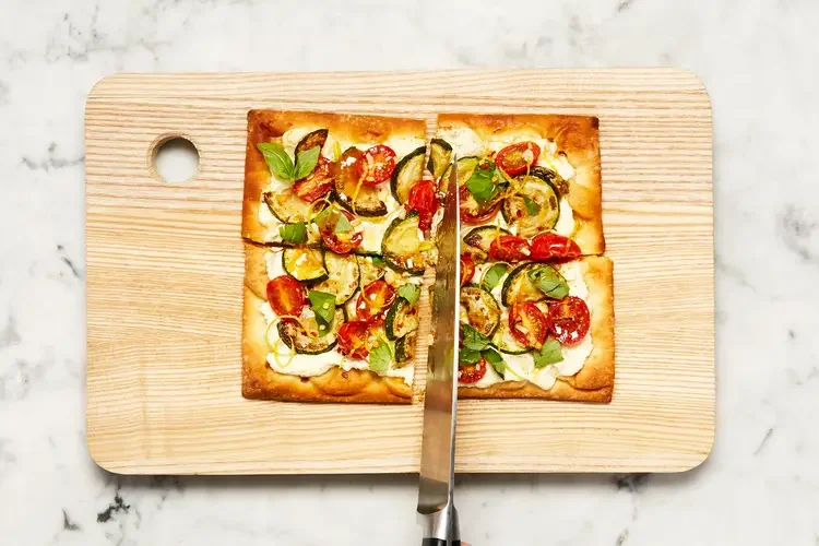 Zucchini &amp; Tomato Flatbread