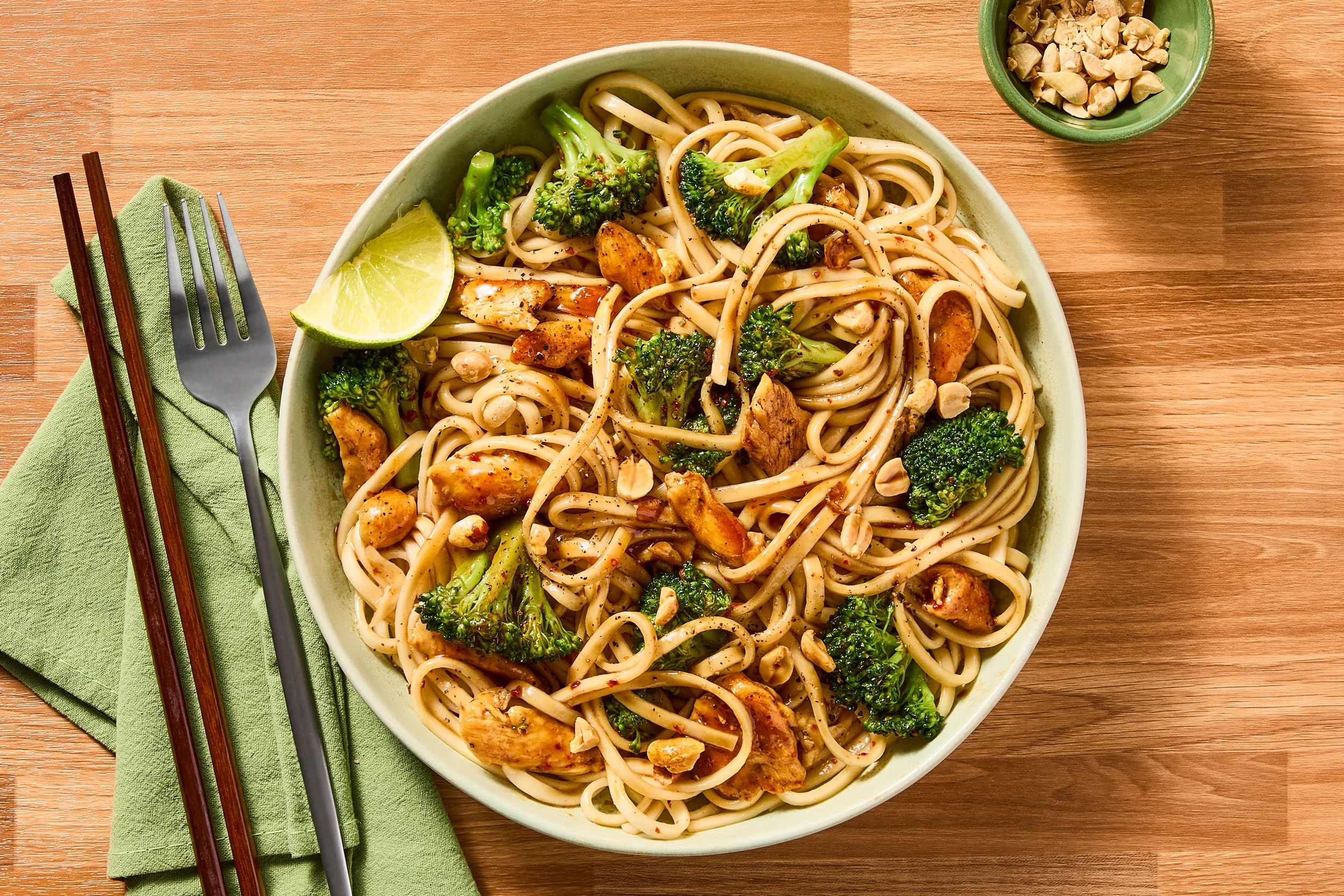 Sweet &amp; Spicy Chicken Lo Mein