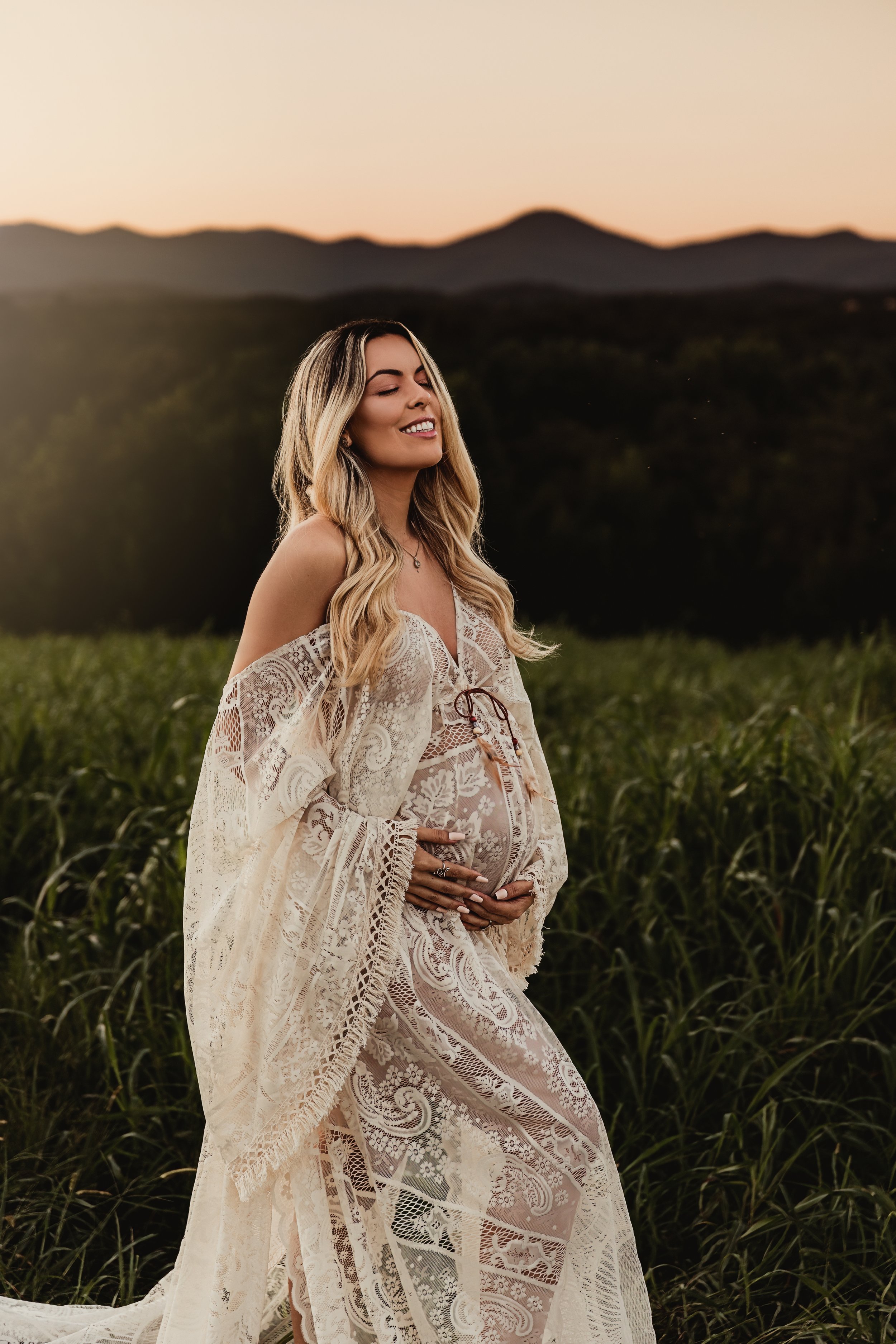 Dahlonega, Georgia maternity photographer- Naiara and Filipe Outdoor  mountain Maternity photoshoot — Atlanta Maternity Photographer