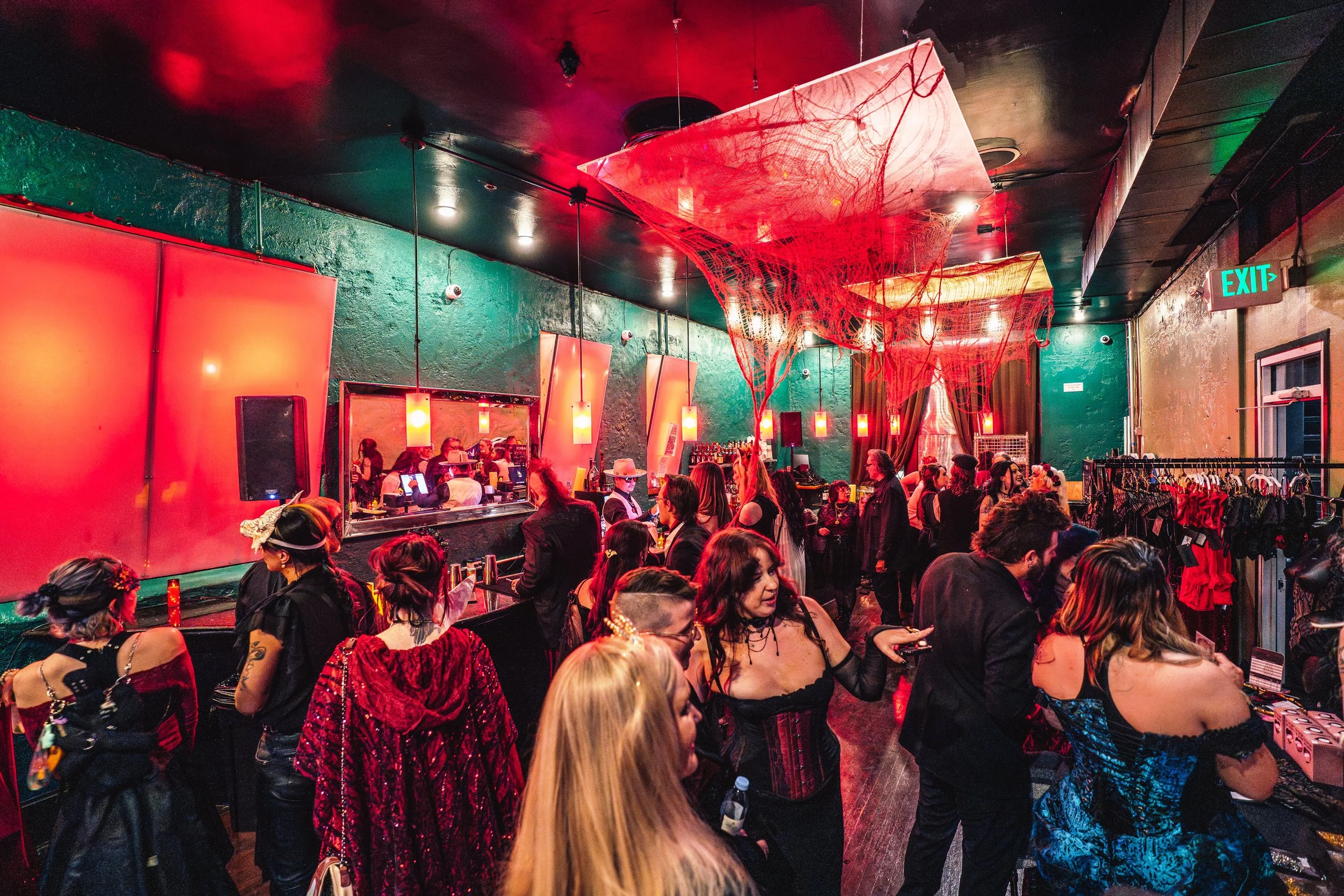 Arcane Vampire Ball (4-19-26)_205936.jpg