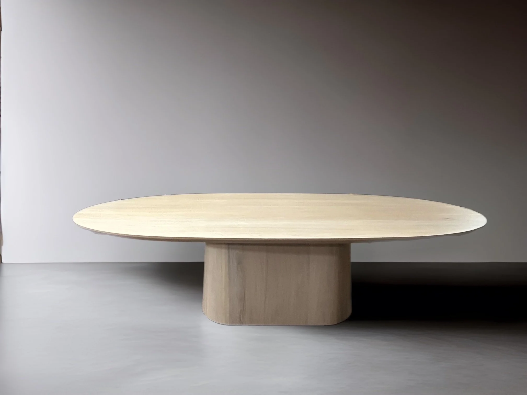 Fluter Dining Table