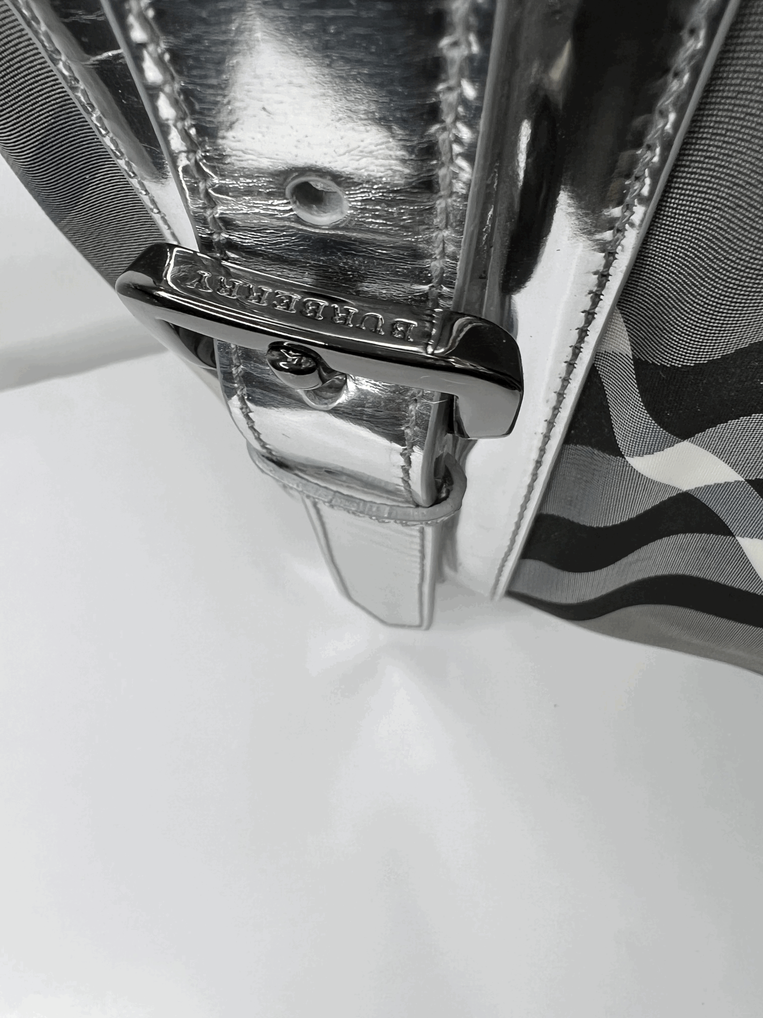 Authentic Burberry Silver Beat Check Nylon Victoria Tote