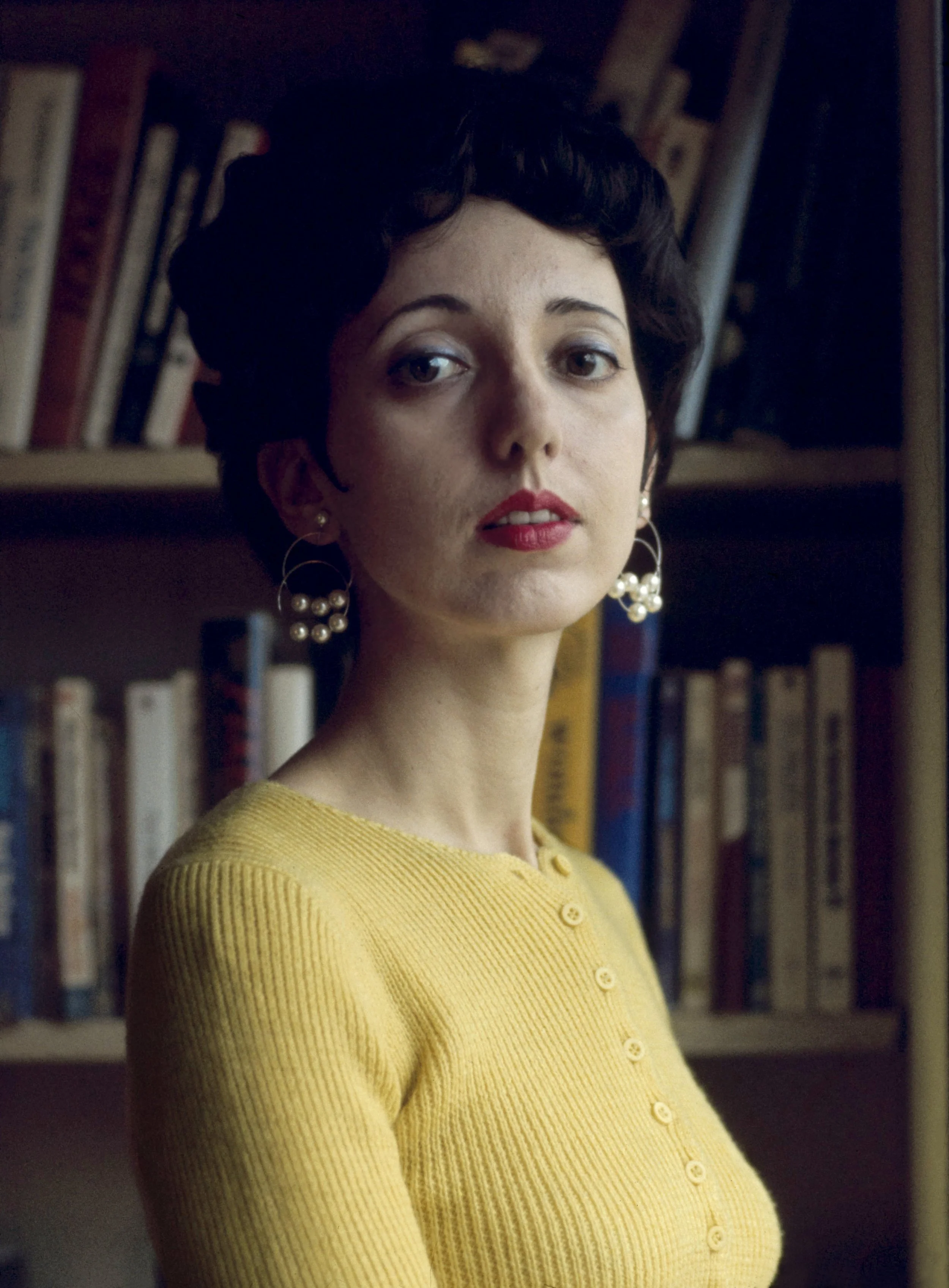 Joyce_Carol_Oates_1972_(cropped).jpg