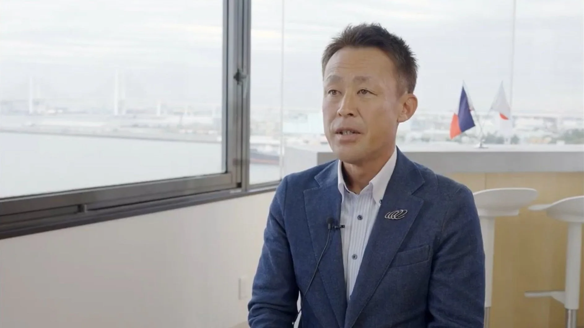 Interview_フレーム KAMOSHIKA合同会社_1.2.1.jpg