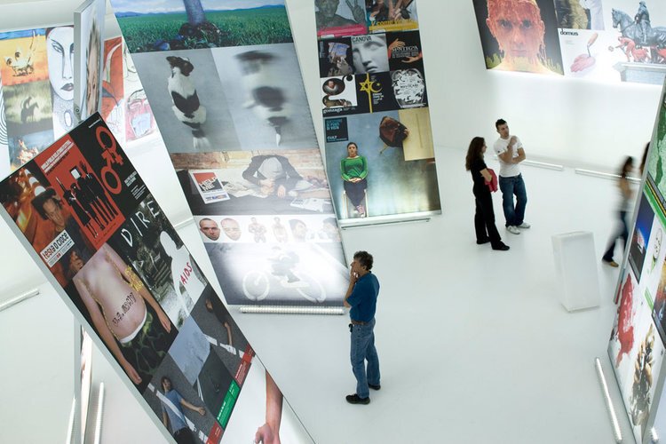 Les Yeaux Ouverts – Benetton, 2007