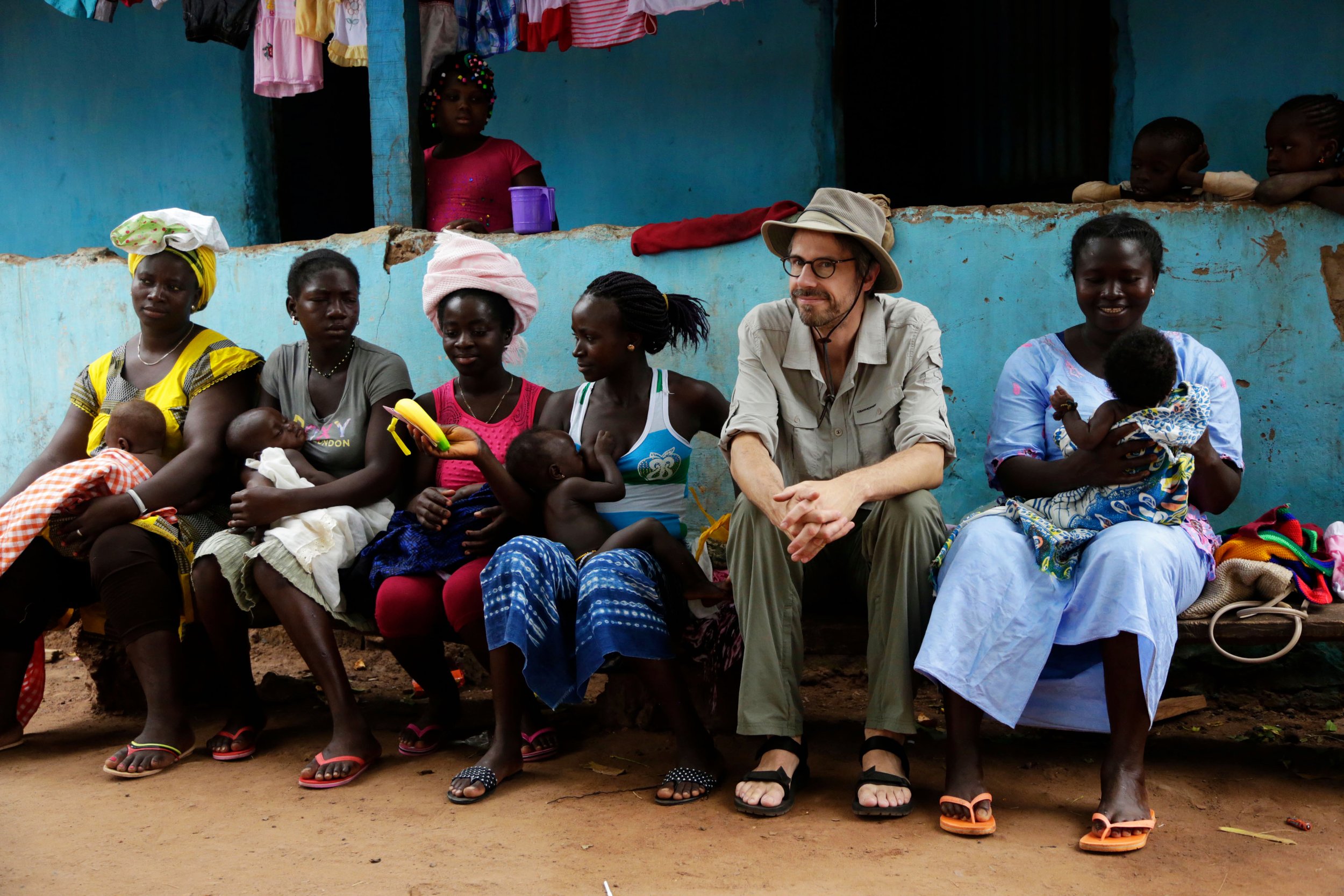 EINGEIMPFT_Still#09_David in Guinea-Bissau.jpg