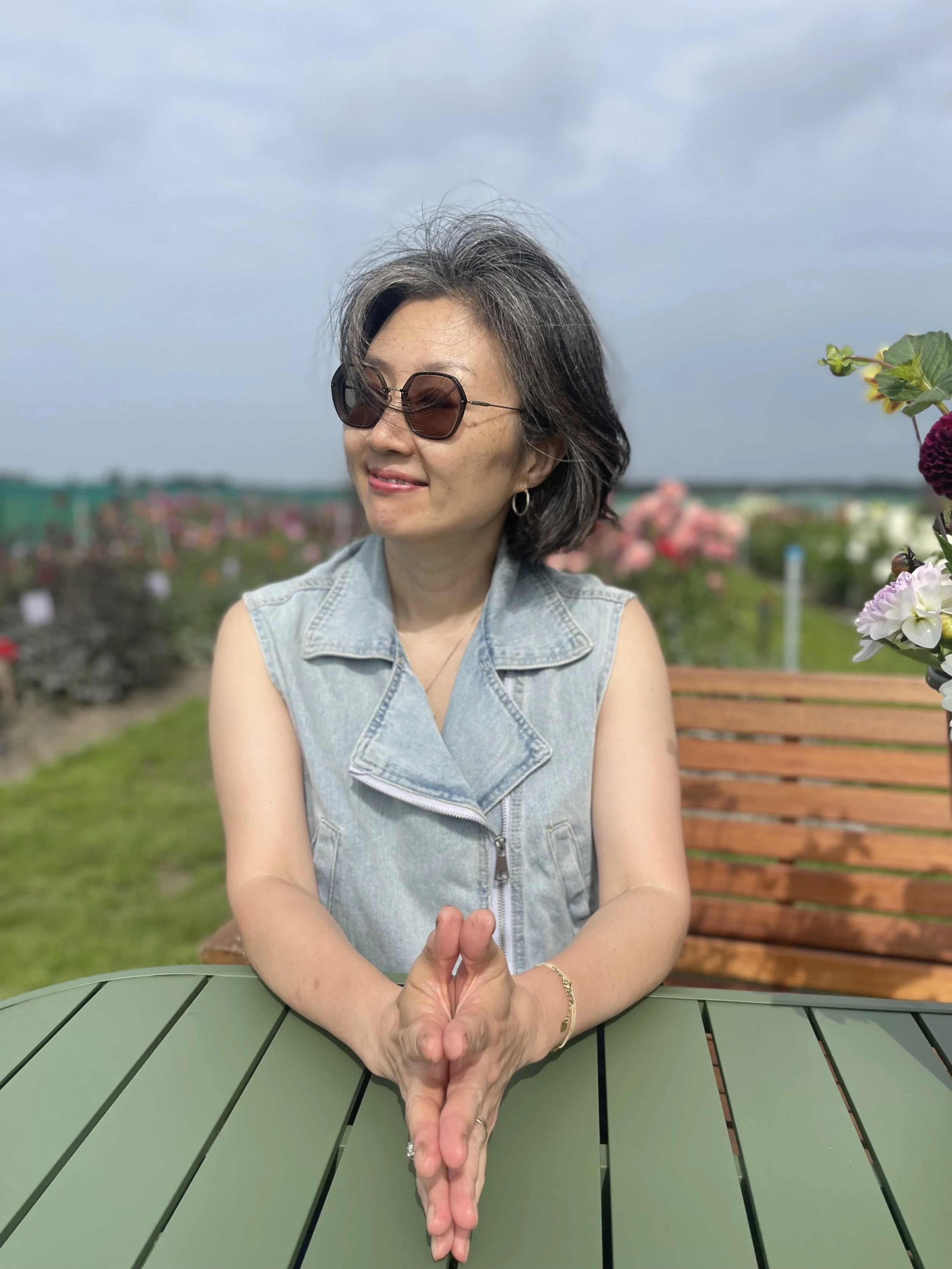 Overcoming shyness on social media