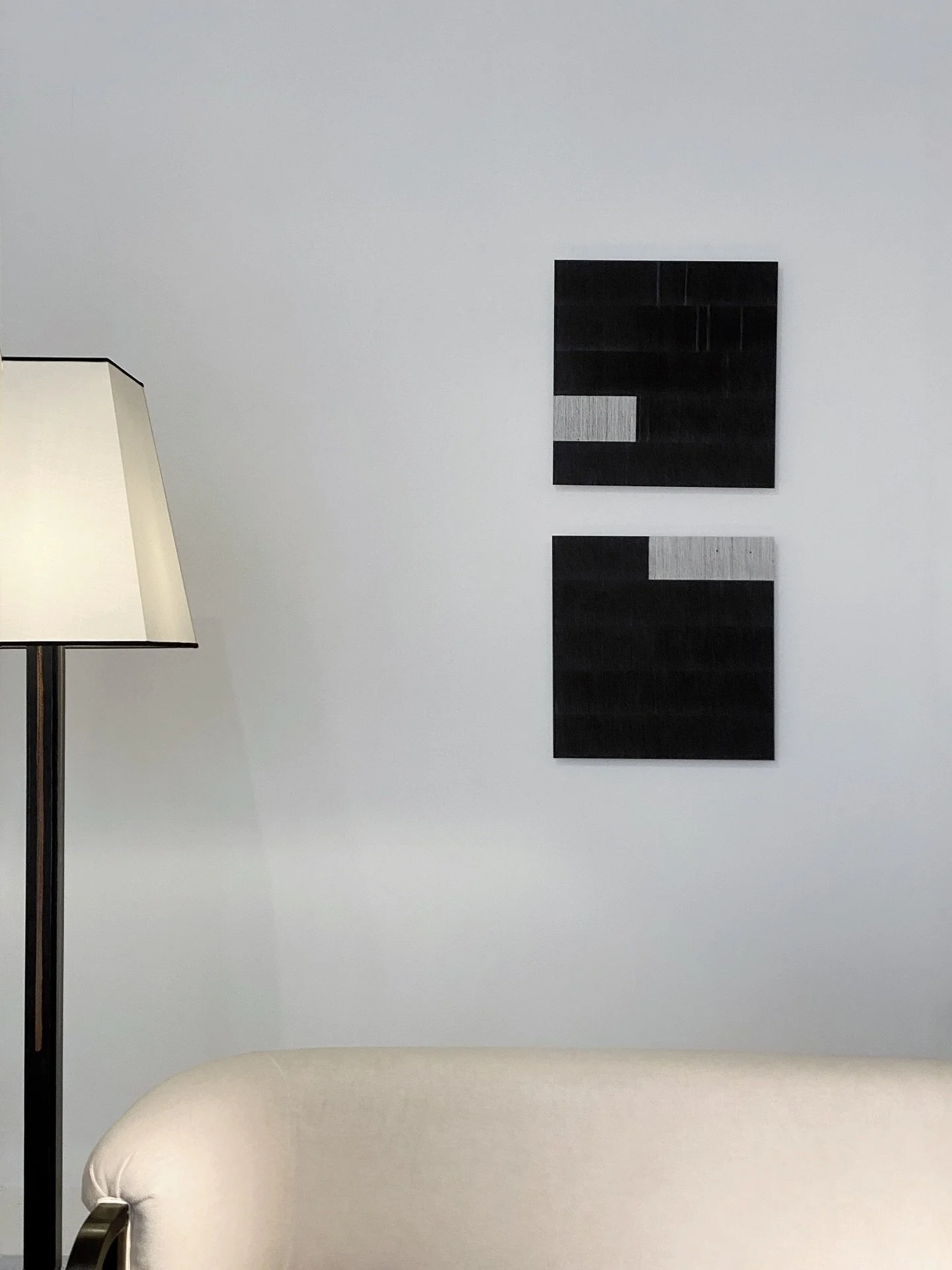 A few of my works currently on a view in @galerie_romain_morandi 

#furnituredesign #architecture #interiordeaign #artworks #artgallery #parisgallery #minimalism #minimalart #lineart #geomentryart