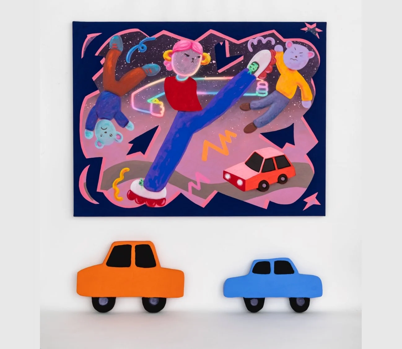 Street Fighter, Acrylic, acryl-gouache, pastels on canvas, 65" x 50” (165 x 127cm), car sculptures, Acryl-gouache, resin, plaster, EPS foam, 2023