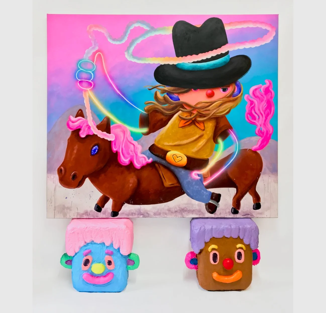 Biggest Toad in the Puddle, acrylic on jute, 170 x 150cm; resting on 2 head sculptures, acrylic, clay, cement, resin, EPS, each ca 55cm w x 50cm h x 28cm d, 2020