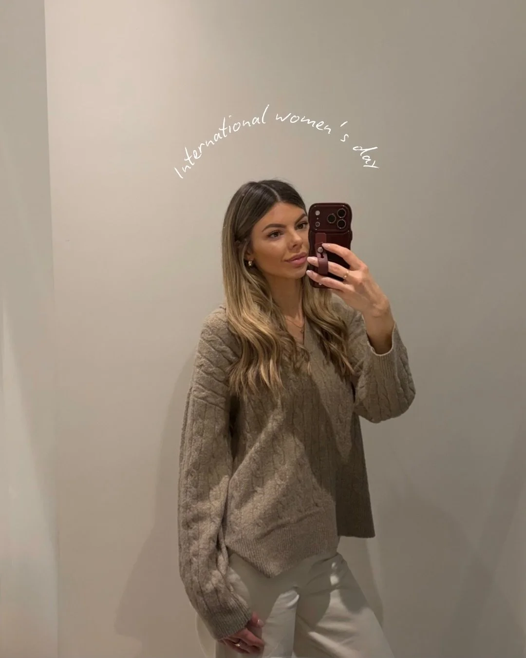 Happy International Women&rsquo;s Day 🎀💁🏼&zwj;♀️😍✨🫶🏻

To celebrate women&rsquo;s day we are offering a complimentary head massage add on with all bookings made today and 15% off @revitalashuk and @isclinical_uk products. For all orders please D