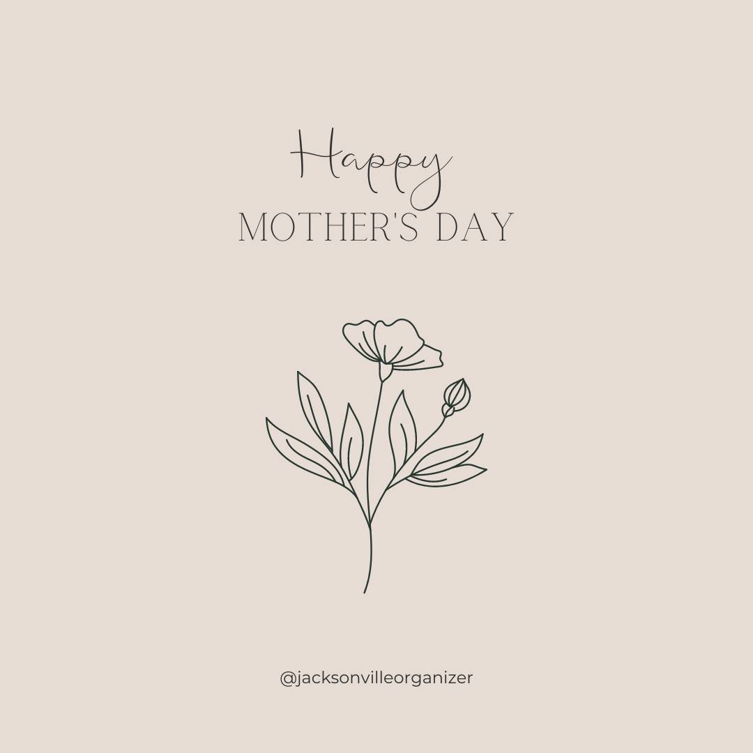 We have the pleasure to work with and meet a lot of mothers, and they are all wonderful, hard-working and admirable women. 🤍 We hope you all enjoy this day and get spoiled by those who love you! You deserve it!