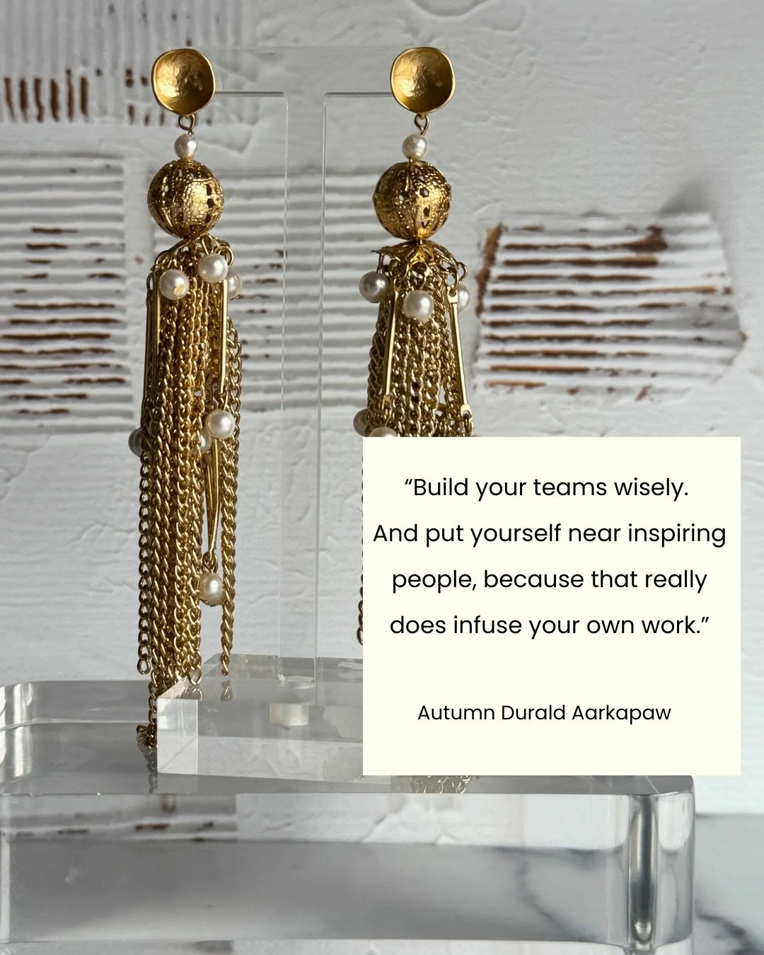 Last night, Autumn Durald Arkapaw became the first woman EVER to win the Oscar for Best Cinematography.

And in her speech, she said something every maker/creative already knows in their bones:

&ldquo;Build your teams wisely. And put yourself near i