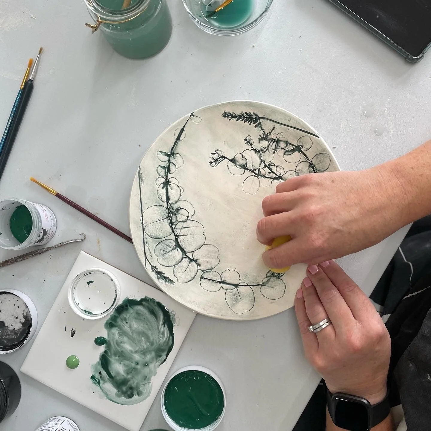 1338517D-0221-4FFB-8DD6-67F93AF00100