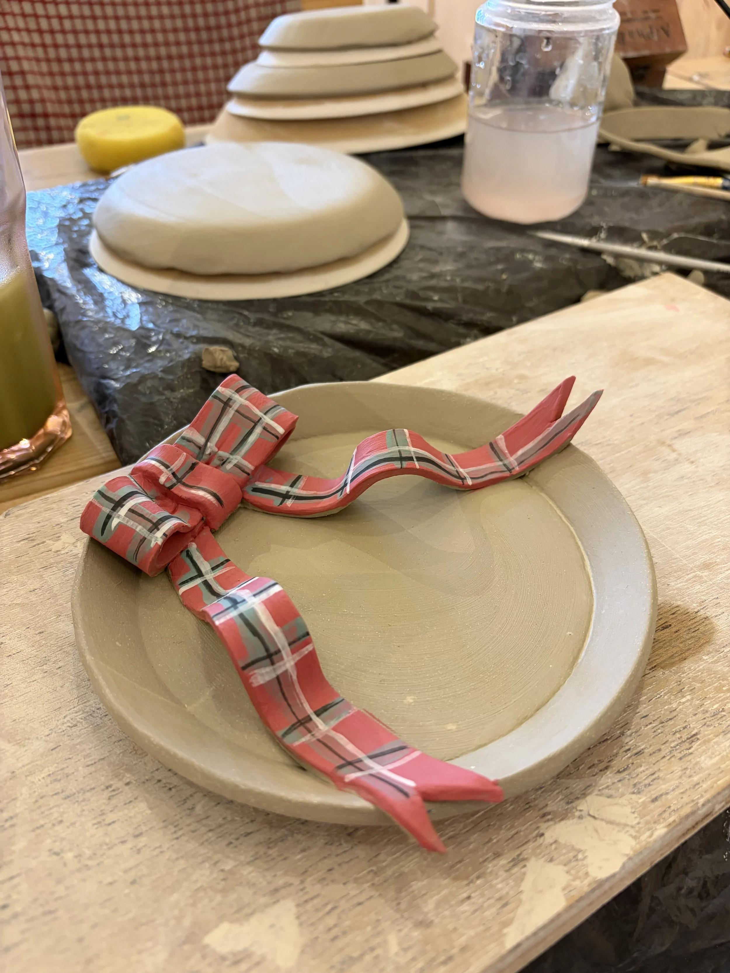 05 DECEMBER - CHRISTMAS PLATE MAKING @ THE CLAY PROJECT STUDIO