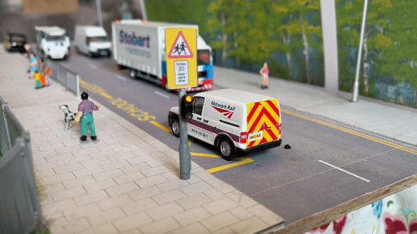 F00148-School Crossing Signal Scene Working Example web.gif