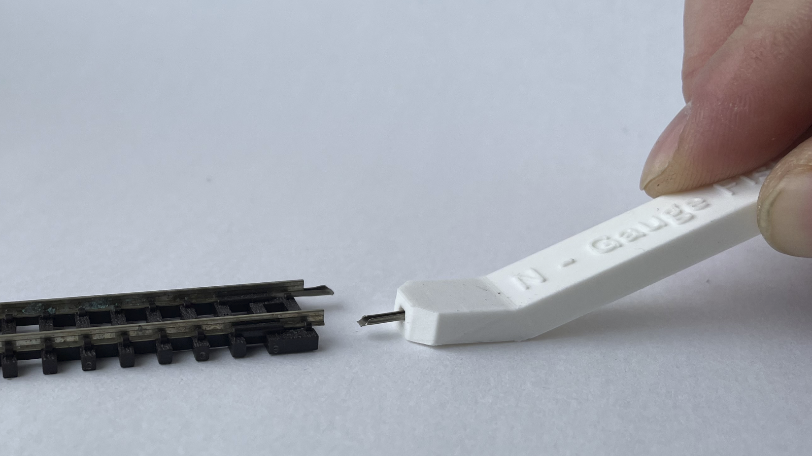 Fishplate Insert Tool - N Gauge