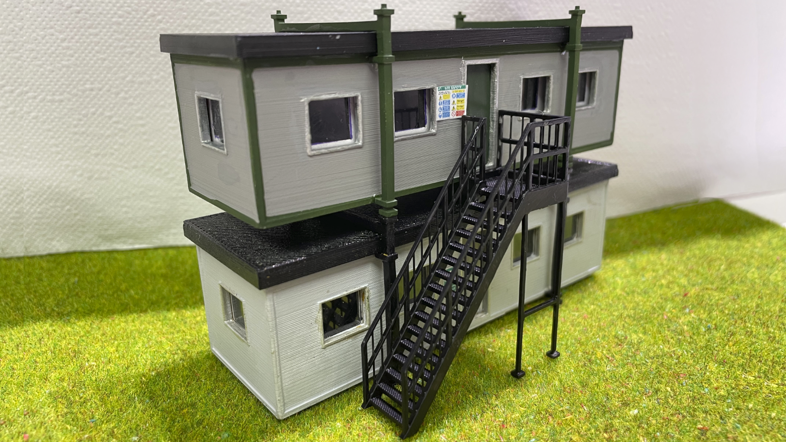 Portable Office Staircase Addon Unpainted - OO Gauge (Left Or Right Hand Staircase)