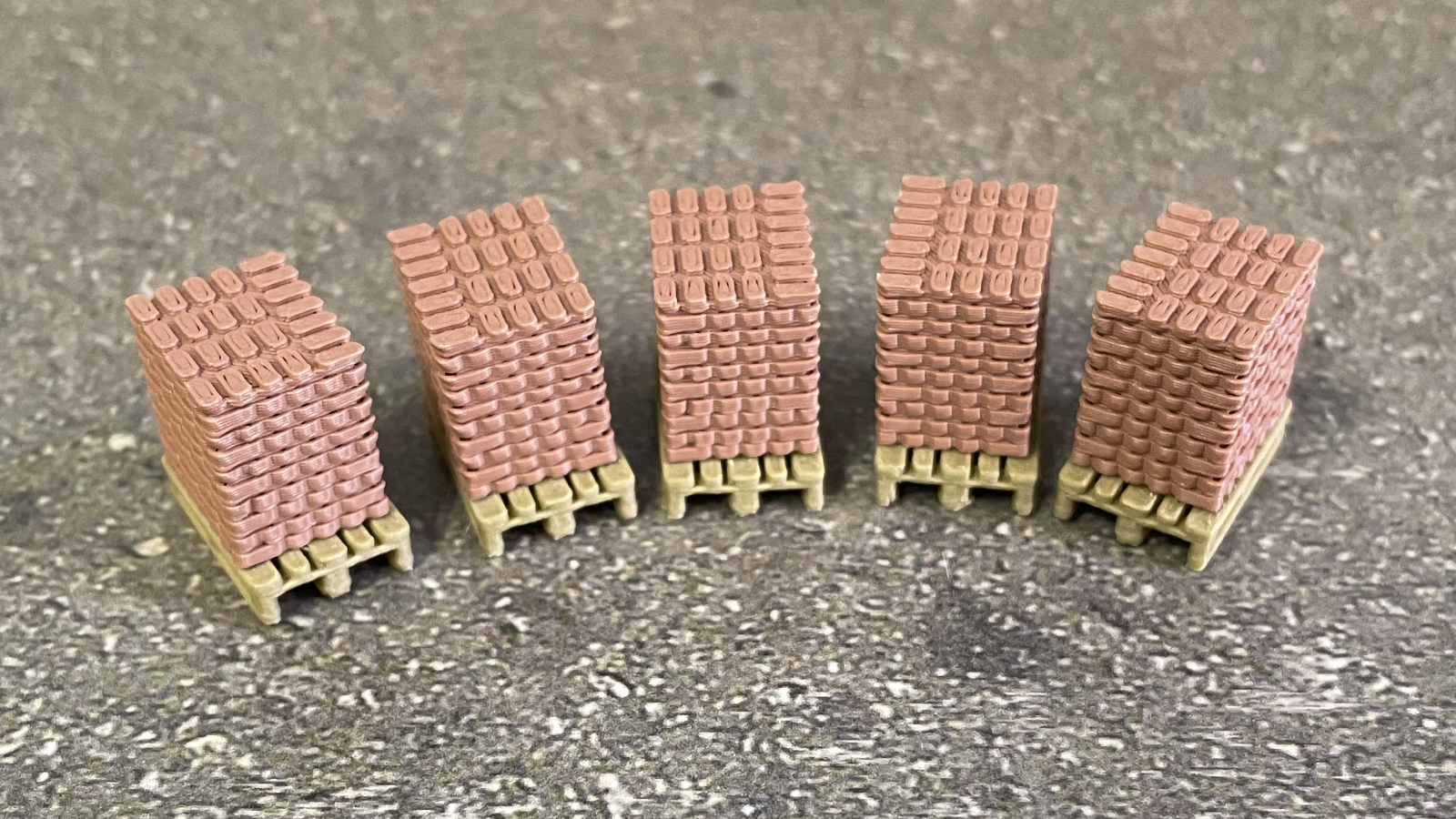 F00137-OO-BRICK-P01-Pallet Loads-Brick on Pallet_1600x900px web.png