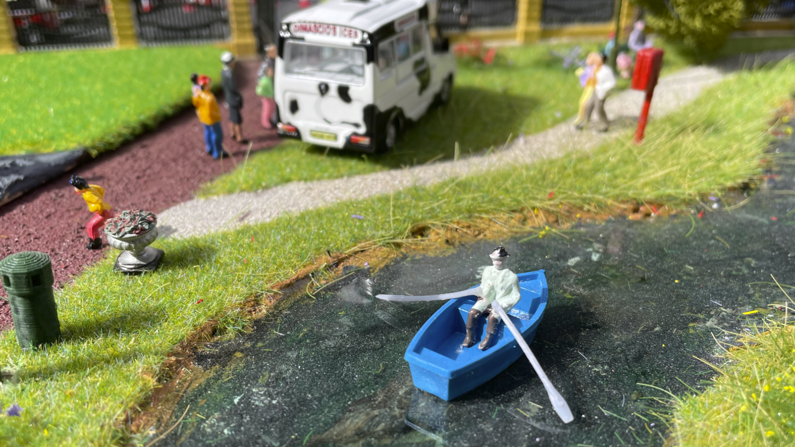 Park Diorama_Photo 7_1600x900px web.png