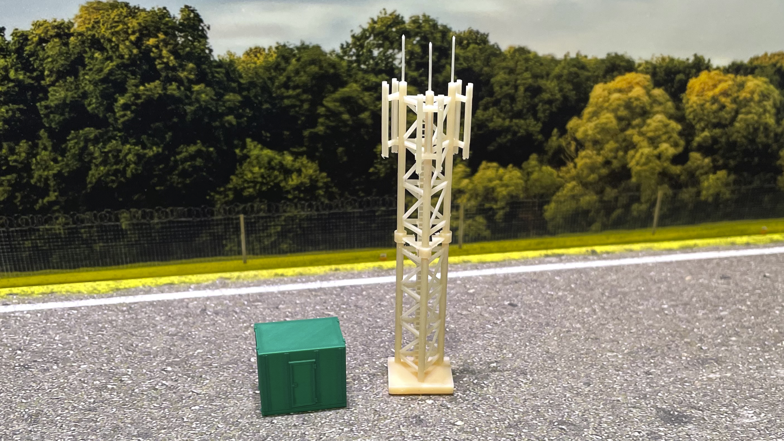 F00039-N_Phone Mast Scene 1600x900 web.png