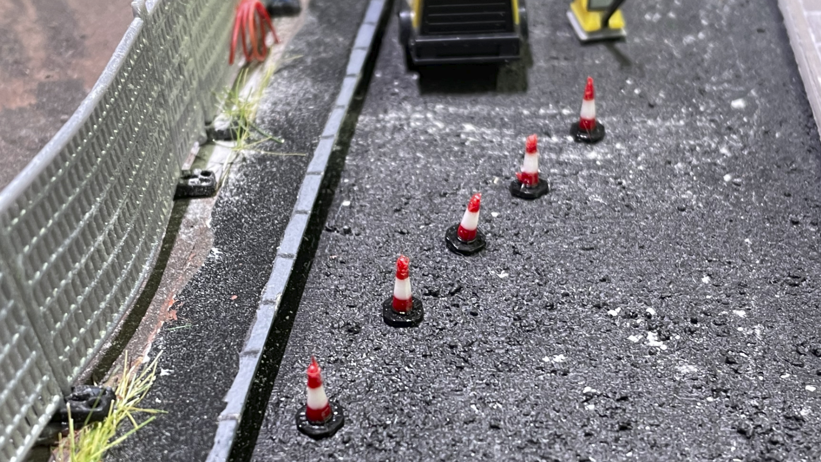 F00024-Traffic Cones_Scene_1600x900px Web.png