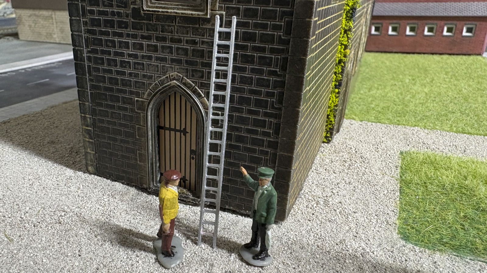 Town Diorama_Photo 8_1600x900px web.png