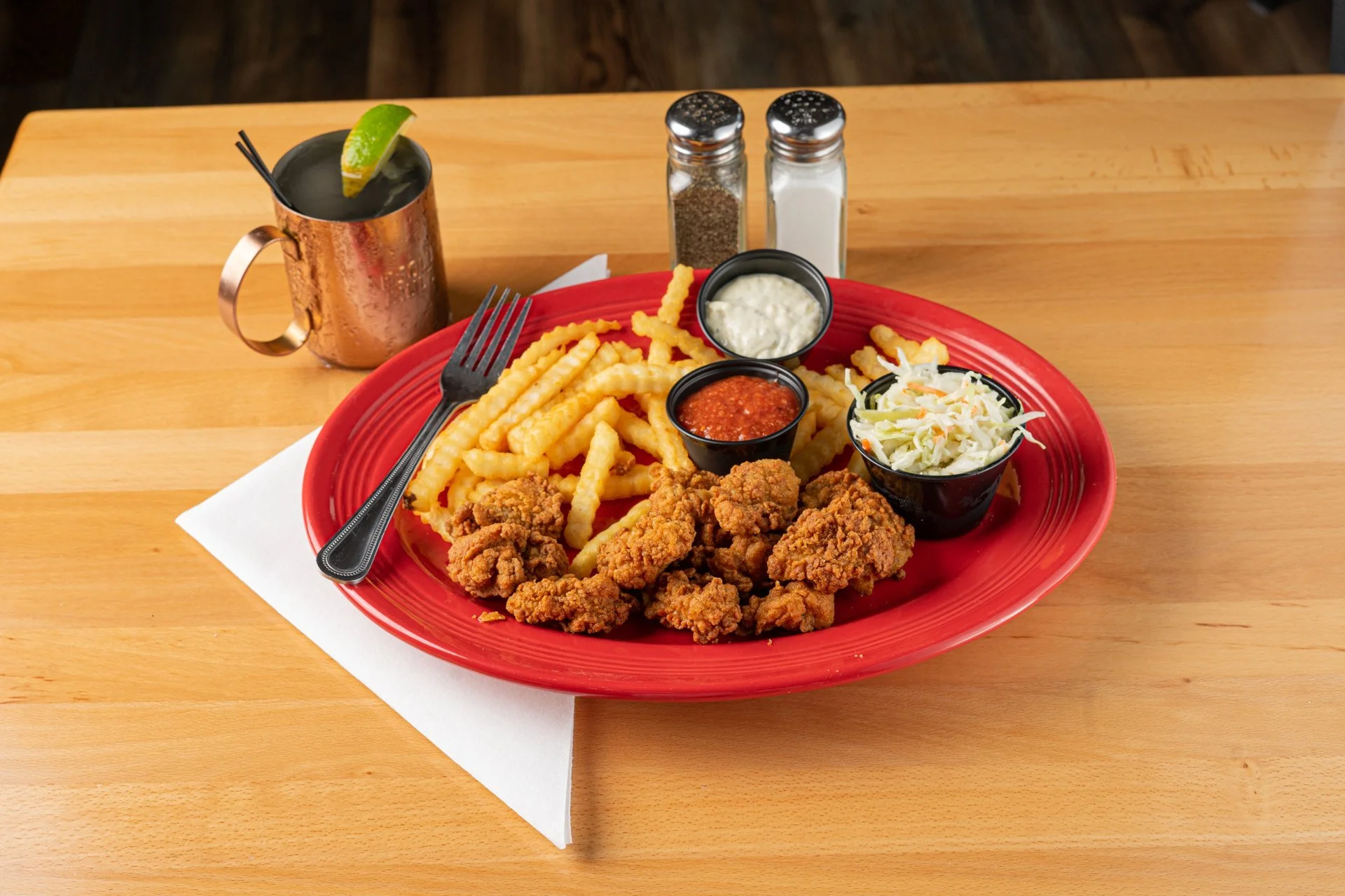 fried oyster sandwich platter.jpeg