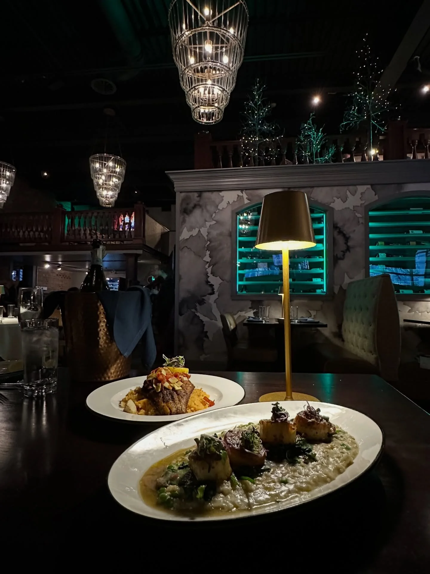 This weather is making us want to cozy up in a booth at Peninsula Prime! 

Try our Blackened Barramundi (on our features menu for a limited time!) or our Scallops with Mushroom-Pea Risotto. They&rsquo;re filling, satisfying, and cozy-feeling without 