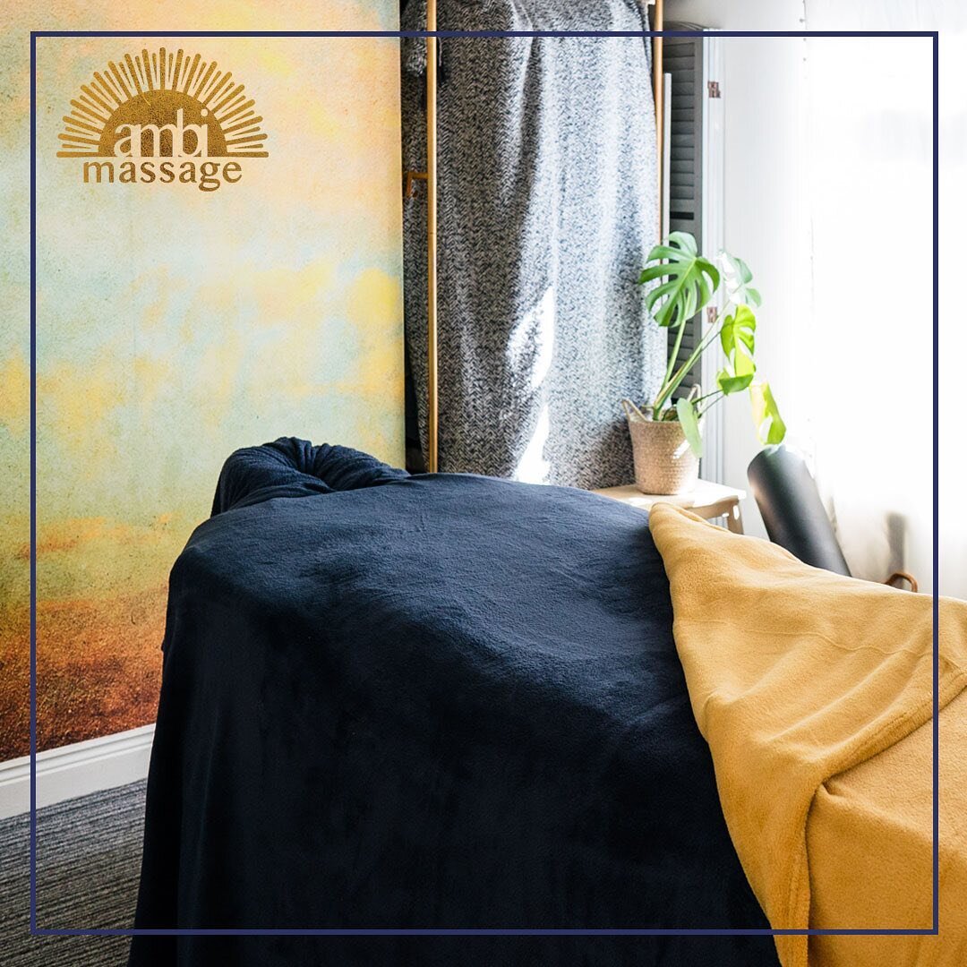 ✨Ambi treatment room✨

Book. Arrive. Settle &amp; Restore in this cosy space. ✨

Booking Link in bio. 

#massage #holistichealth #massageforsleep #holisticmassage #massagetherapy #restore #sleep #selfcare #treatmentroom #cosy