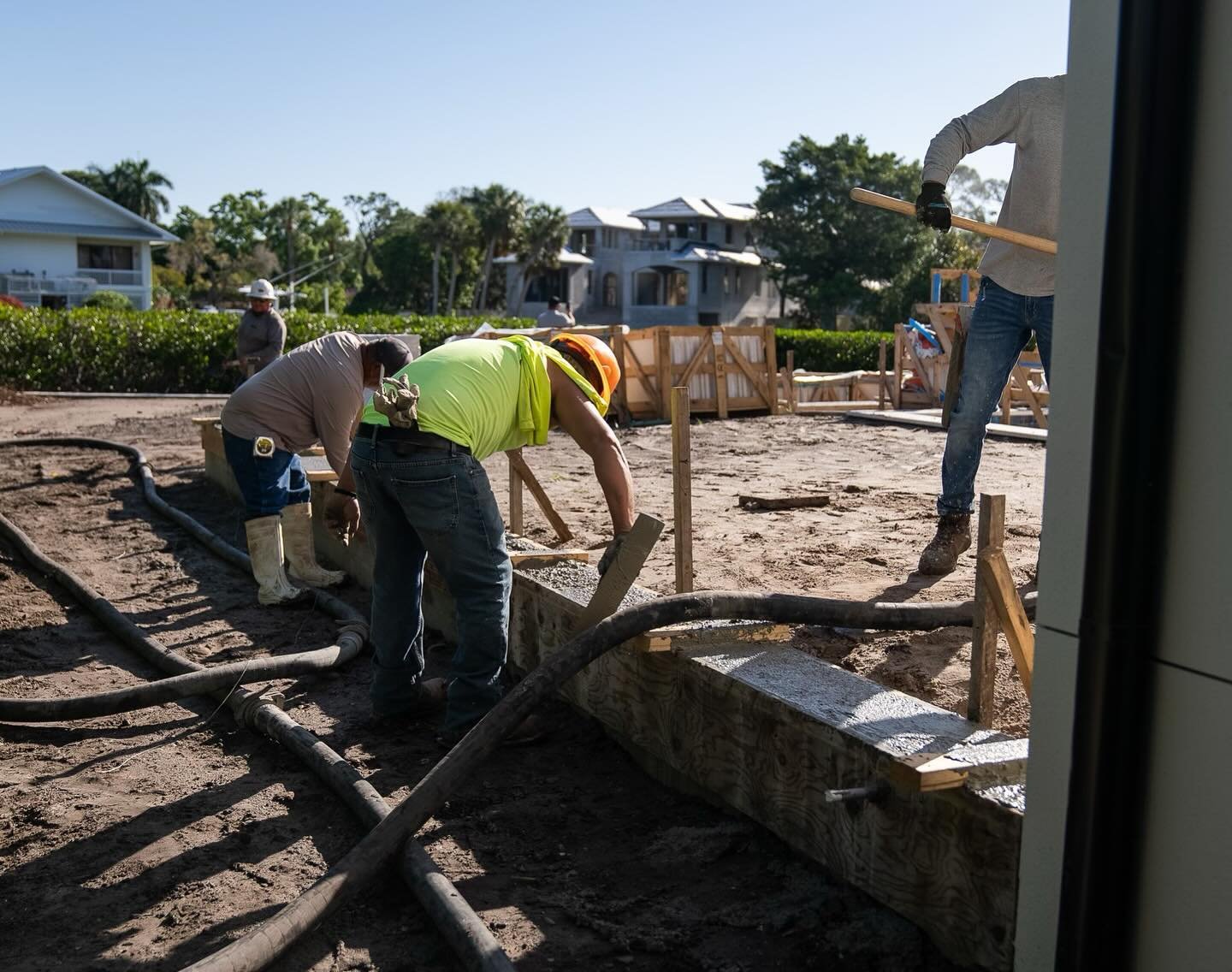 We&rsquo;re working on the pool deck and outdoor spaces at Hillview this week. @bmmisrq and Preferred Pavers are on site making the magic happen! 
&bull;
Build: @dynanconstructionco
Architect: GLG Architects
Site work: Abbotts Construction Services
S