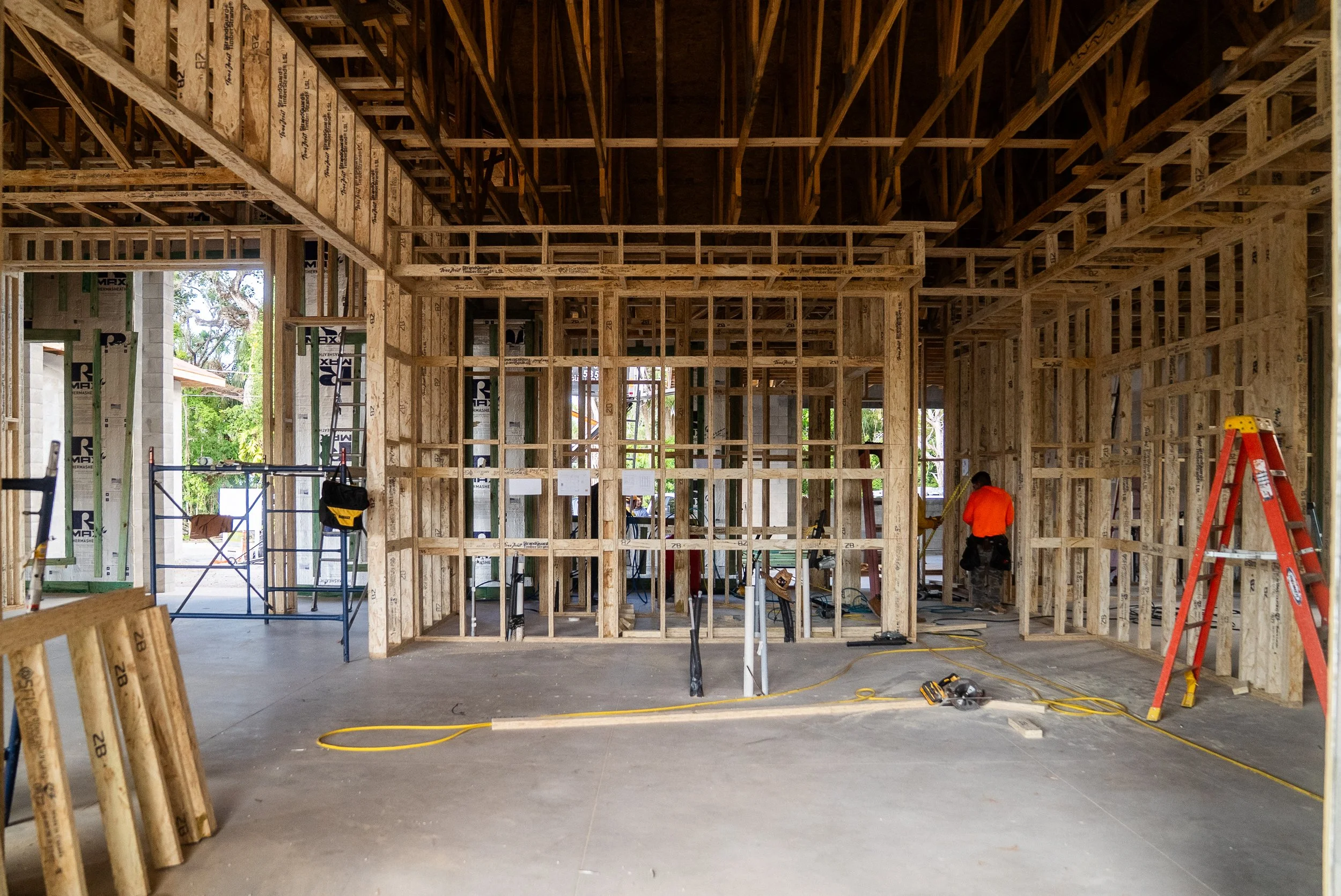 DynanHiddenHarborFraming08623.jpg