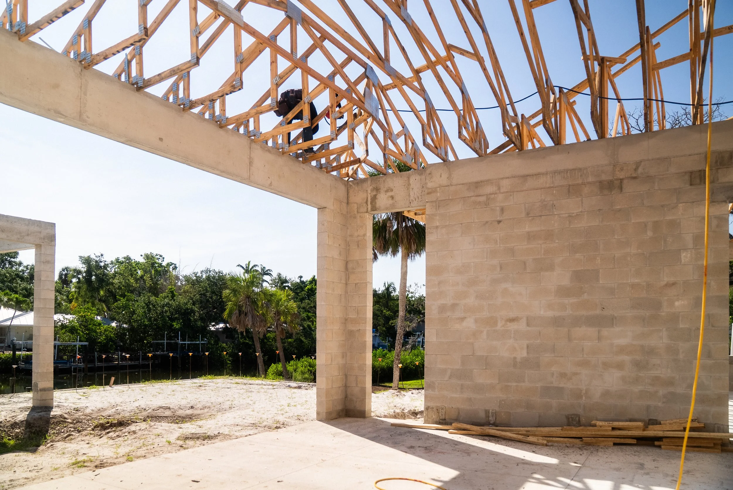 Dynan5215HiddenRoofTruss08253.jpg
