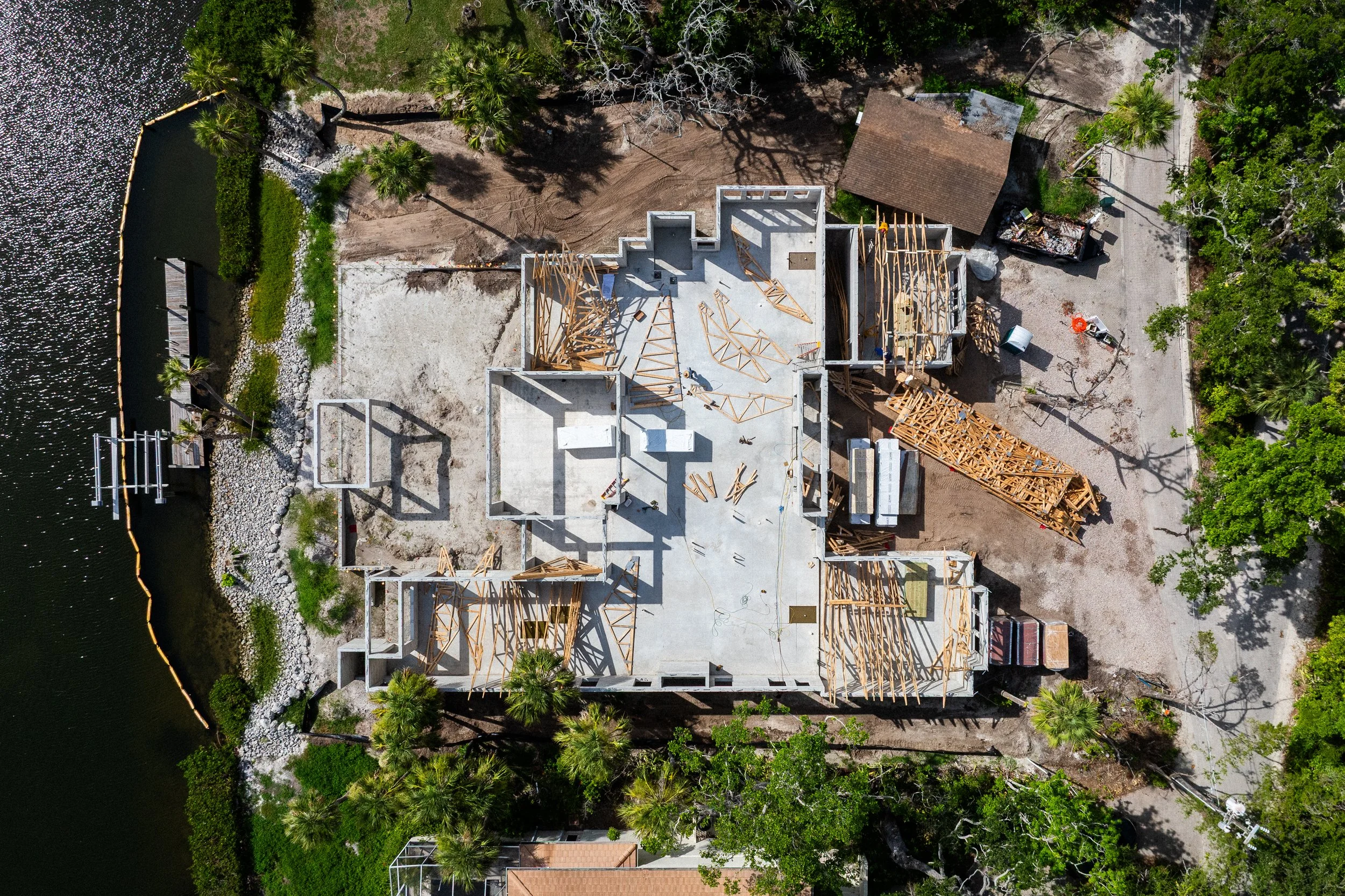 Dynan5215HiddenRoofTrussStart_0284.jpg