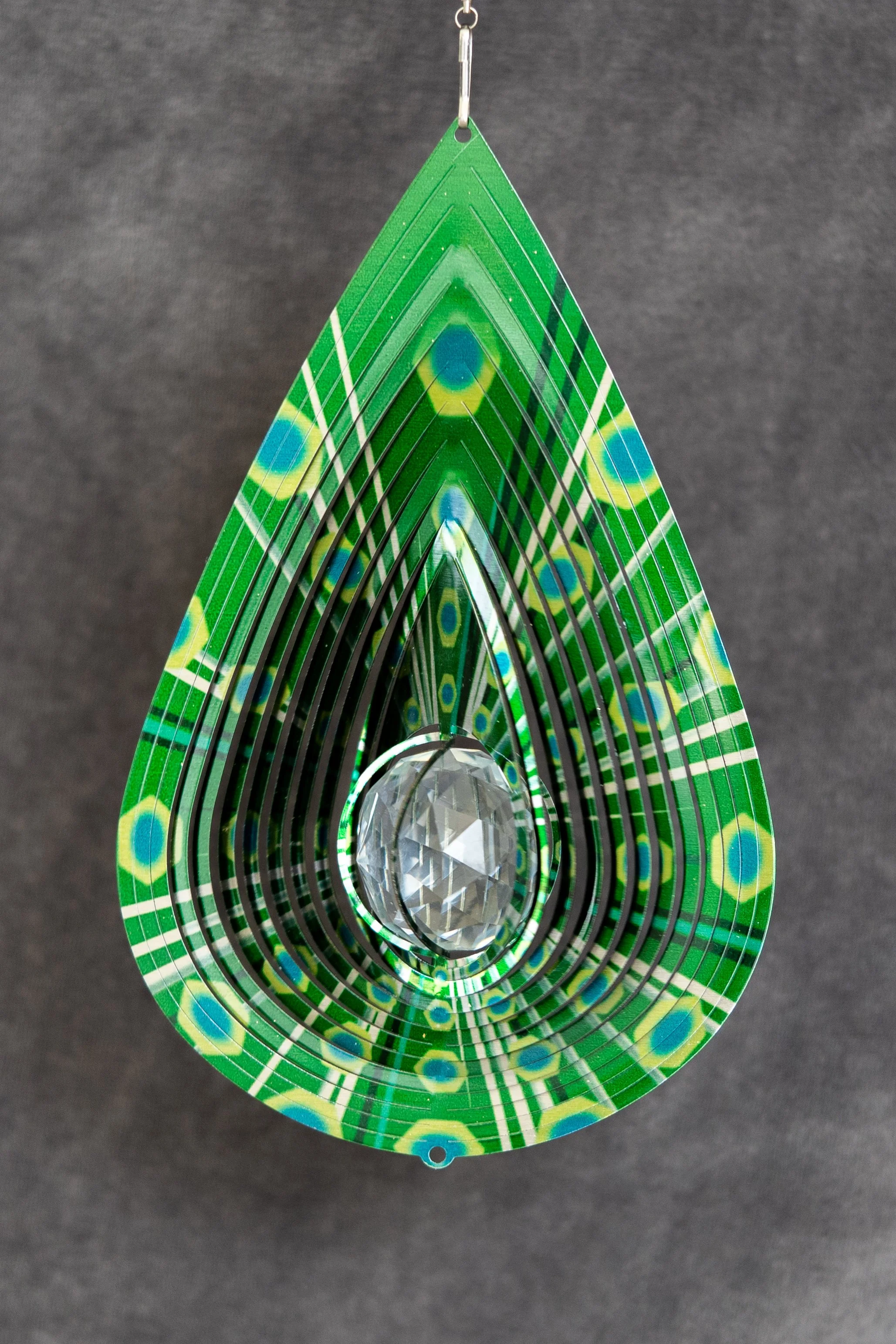 Teardrop with Crystal Green