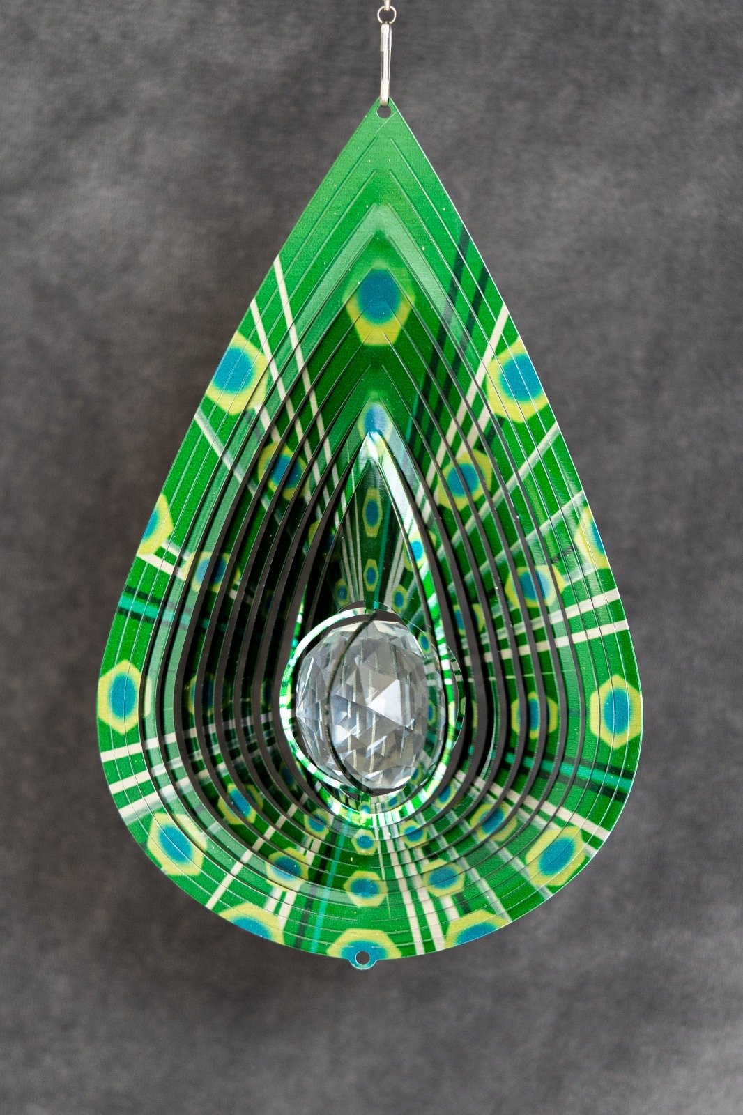 Teardrop with Crystal Green