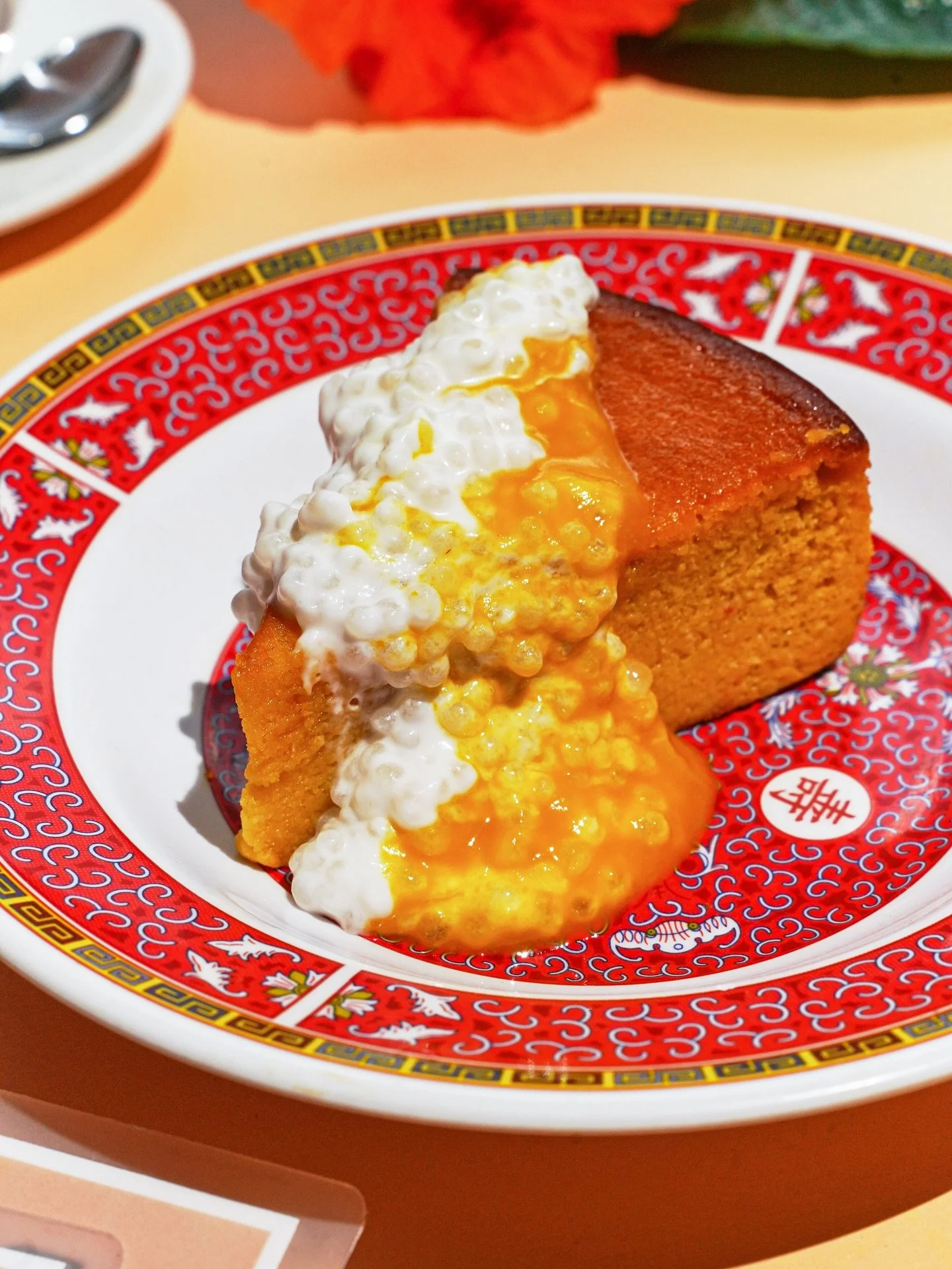 Sweet, bright, and a little tropical &mdash; meet our Mandarin Almond Cake 🍊🌴
Finished with coconut sago, mango pur&eacute;e &amp; toasted almonds.

You&rsquo;re gonna want your own slice ☺️
.
.
.
.
.
#chadwicksTO #YYZEats #EatToronto #TorontoResta