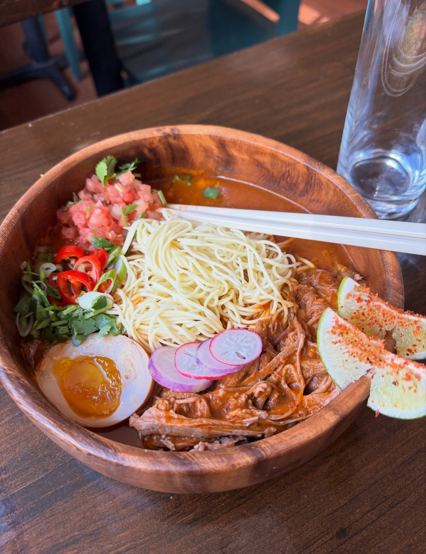 When ramen meets birria&hellip; good things happen.

This week: Birria Beef Raman
Pulled smoked birria beef, rich beer birria broth, noodles, aguachile salsa, mirin tamago pickled egg, radishes, and lime wedges.

Bold flavours, big comfort. 🍜
#chadw