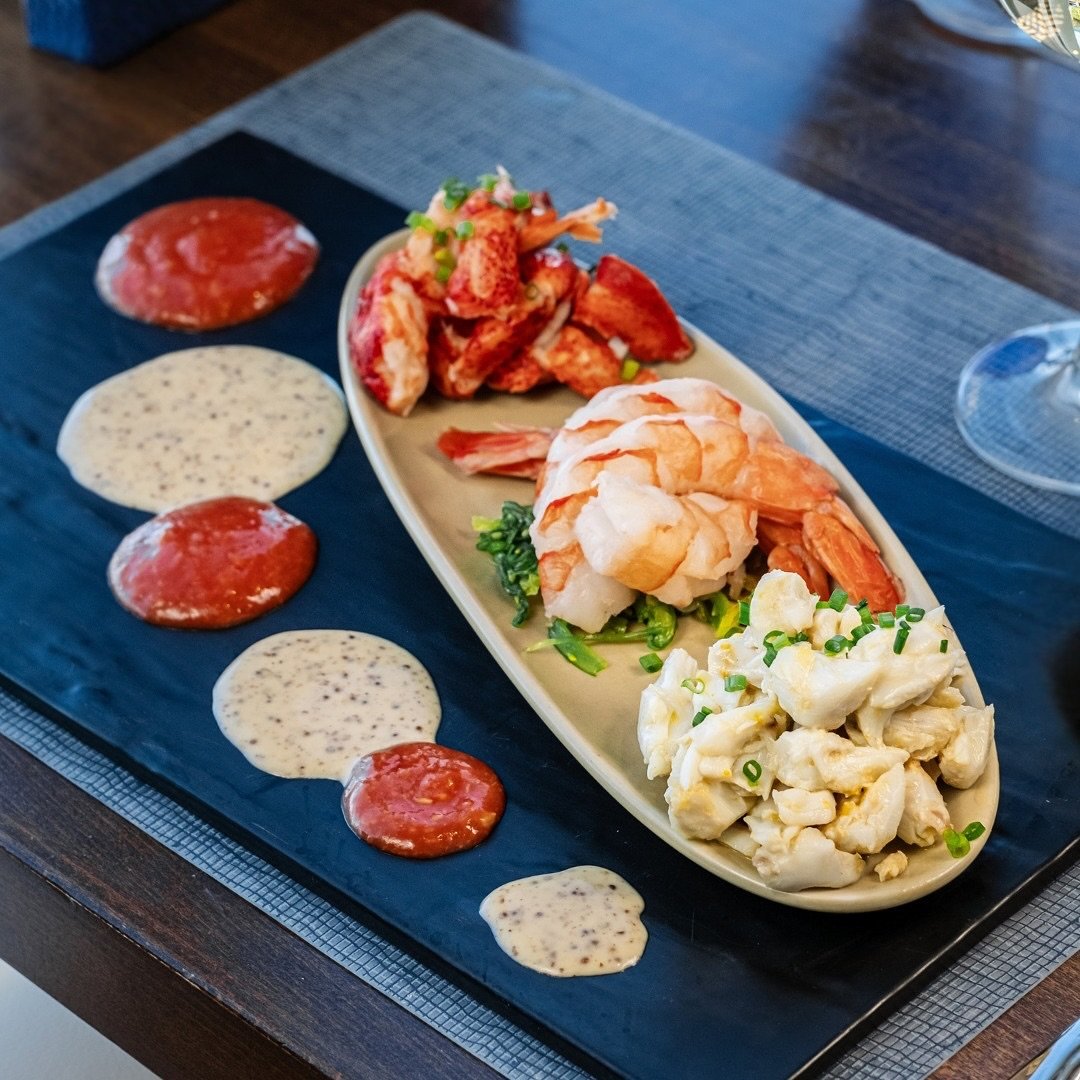 @50ocean
&bull;
A little bit of this, a little bit of that&mdash;enjoy a mix of ocean-fresh flavors with every bite of our Shellfish Cocktail. 🦞🦐🦀

#shellfish #shellfishcocktail #shrimpcocktail #mainelobster #appetizers #seafoodrestaurant #florida