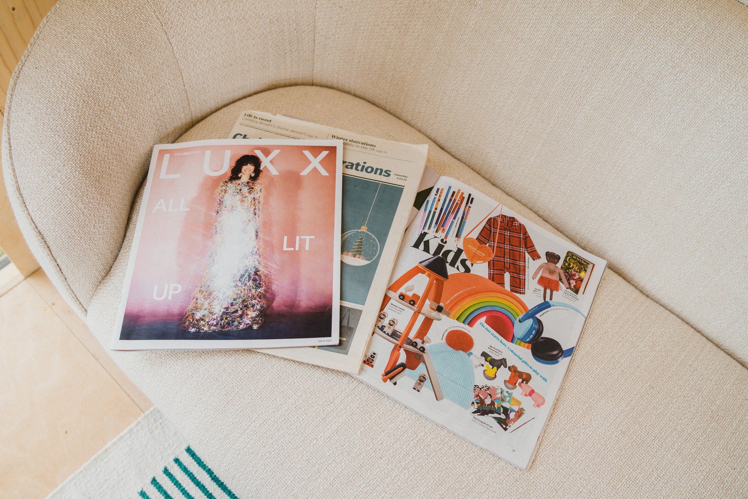 hristmas gift guide PR blog featured image