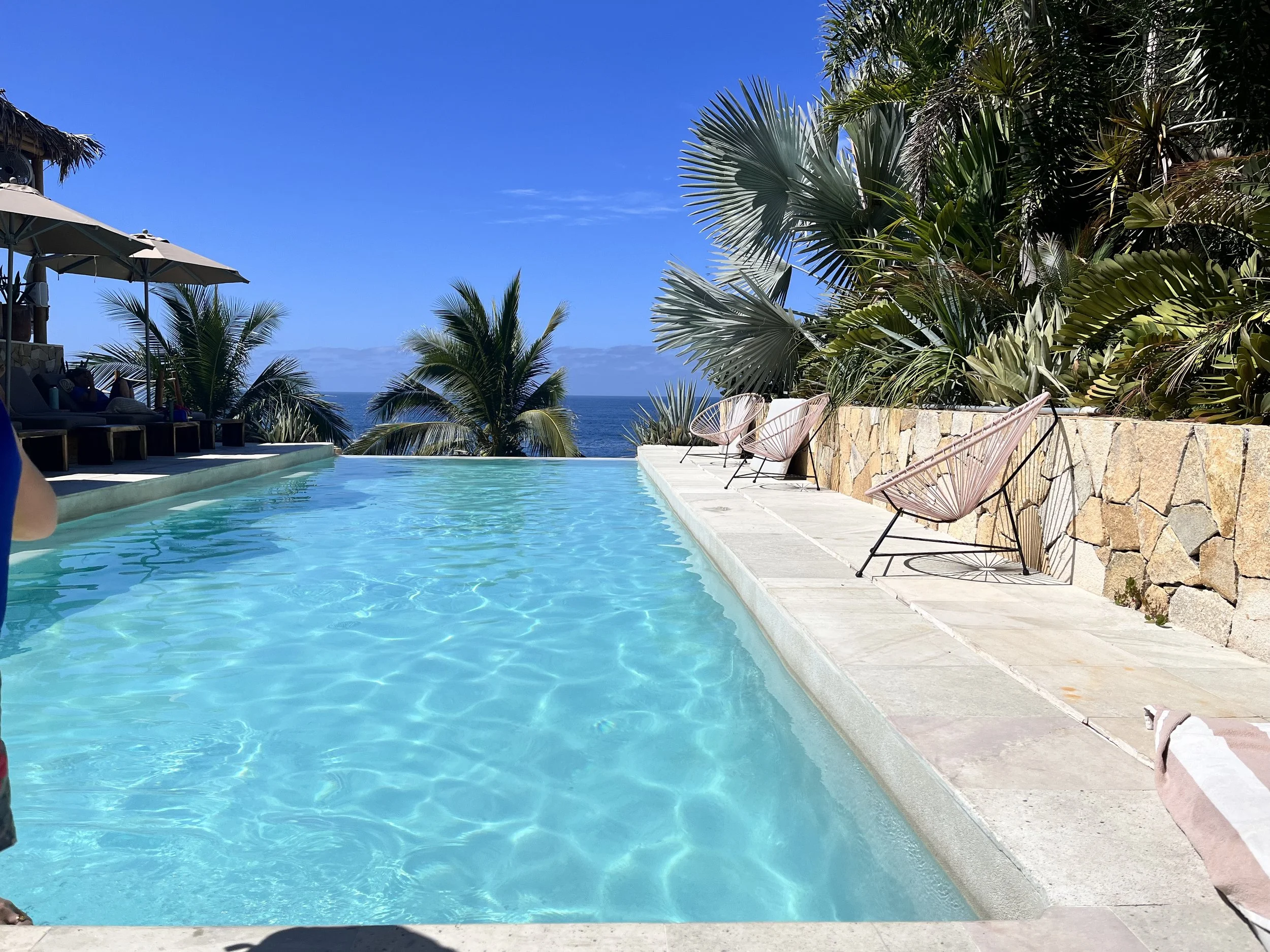 la joya pool.jpg