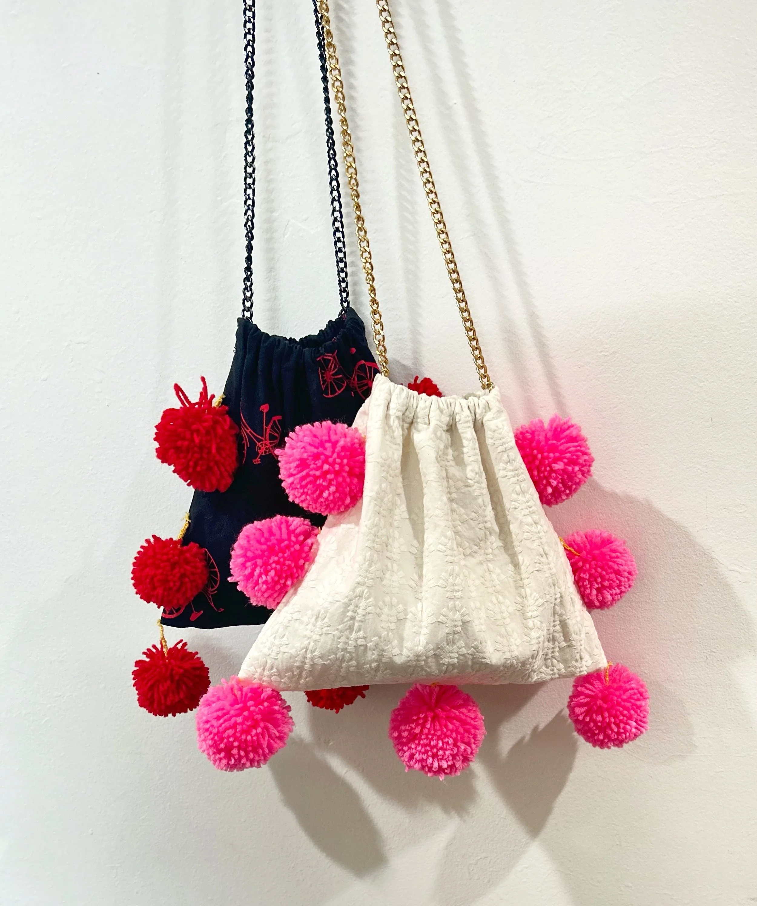 Pom Pom purse