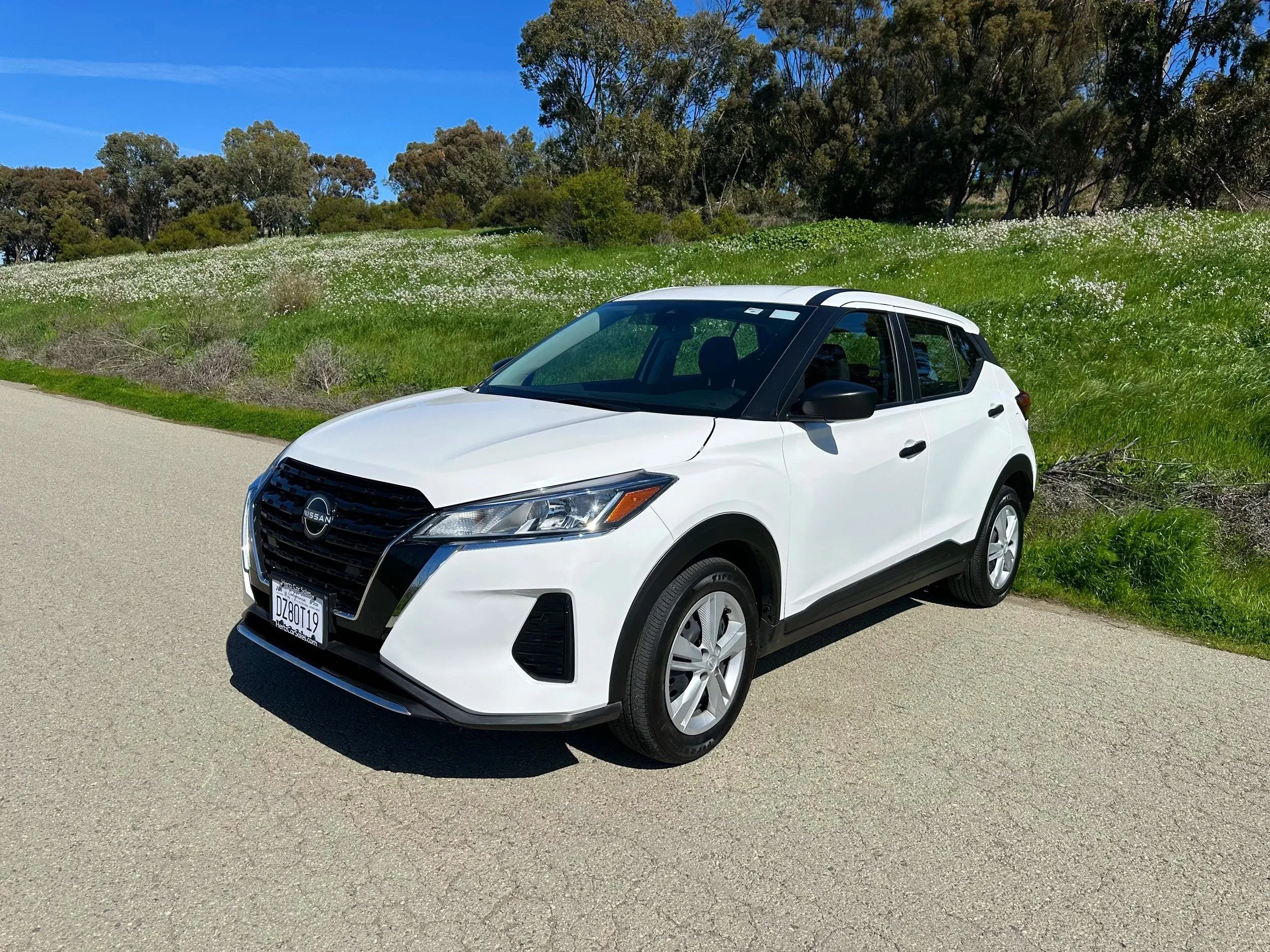 nissan kicks Monthly Car Rental Bay Area