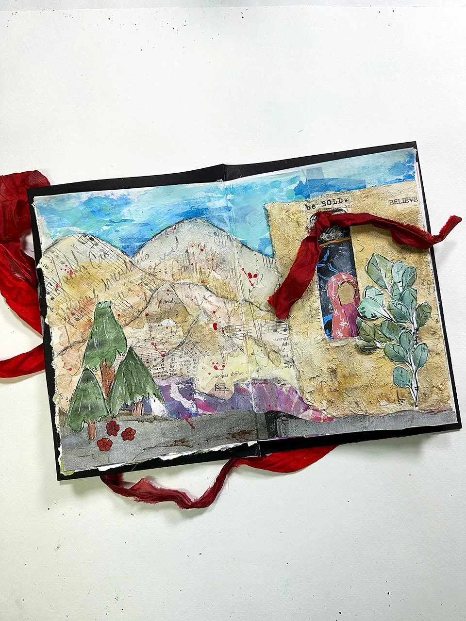 Lesson 5 following along with @kimpeppercreative  I love the story of Rahab. I used an envelope to make her home and slipped a tag inside with Rahab looking out the window. On the back of the tag are the spies she hid&hellip;Or maybe her family she s