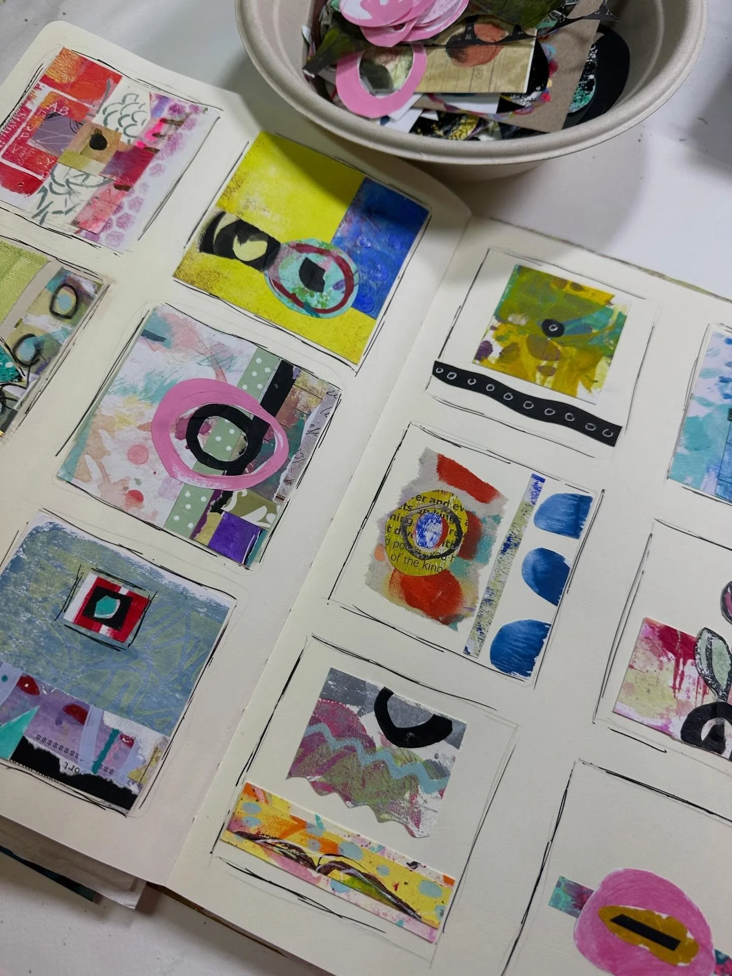 Scrap Squares - Just playing with scraps in my art journal. Scraps multiply overnight so you can never use them up but&hellip;I try. 😊

#mixedmediart #useyourscraps #mixedmediaartjournal #scrapart #laurierichardsonhaleyart