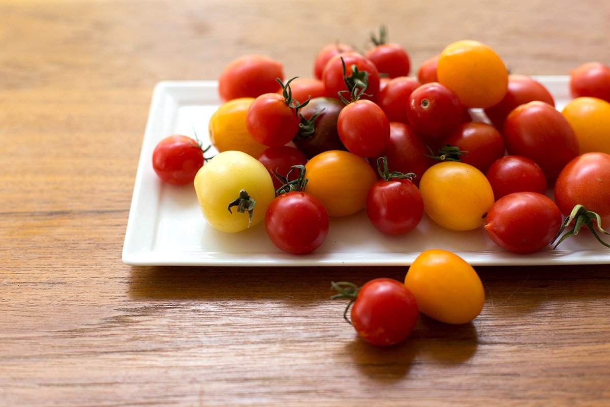mixed-cherry-tomatoes-1200x.jpg