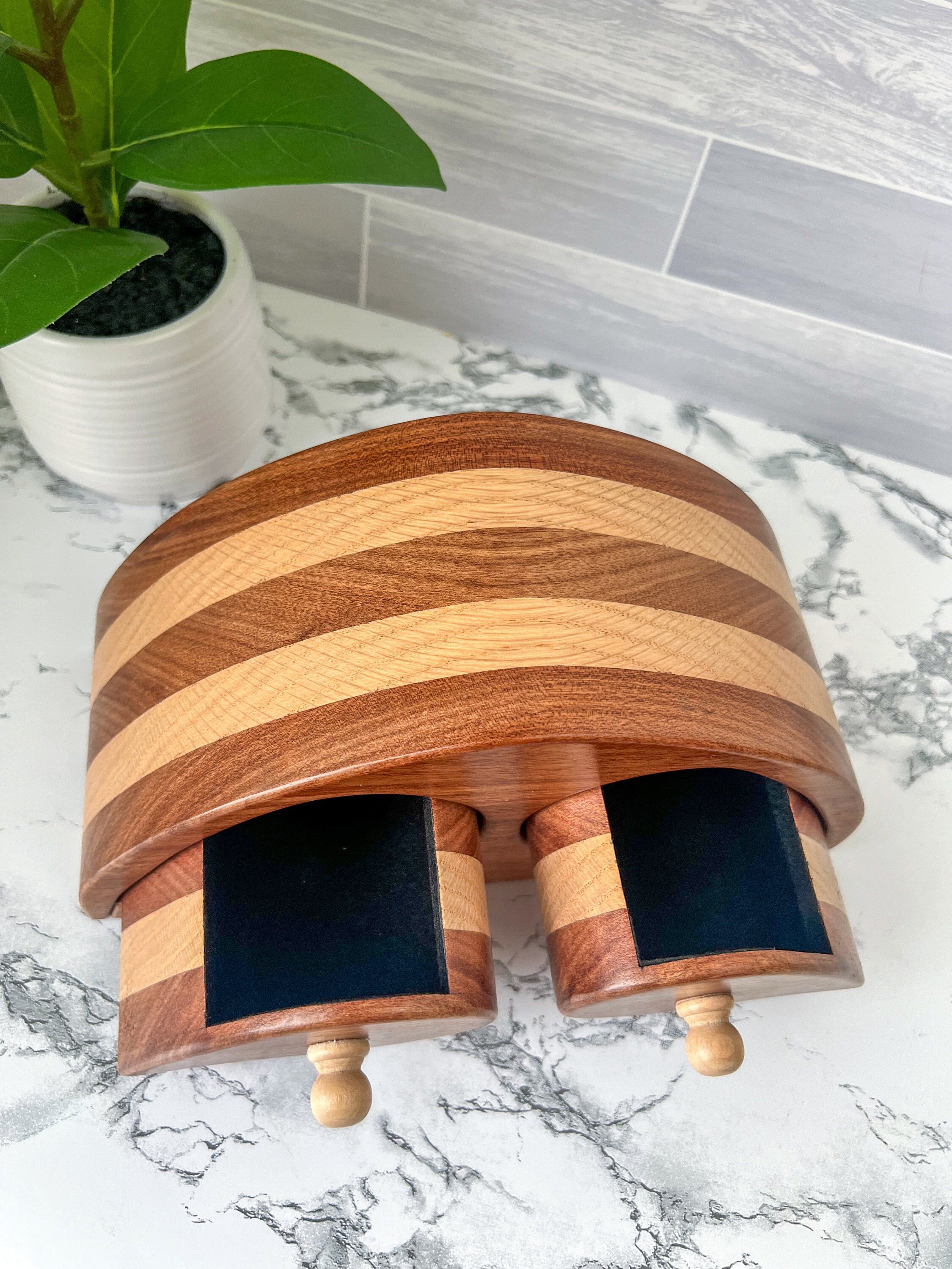 https://i.etsystatic.com/36806920/r/il/f2b28f/5803771954/il_fullxfull.5803771954_bklv.jpg